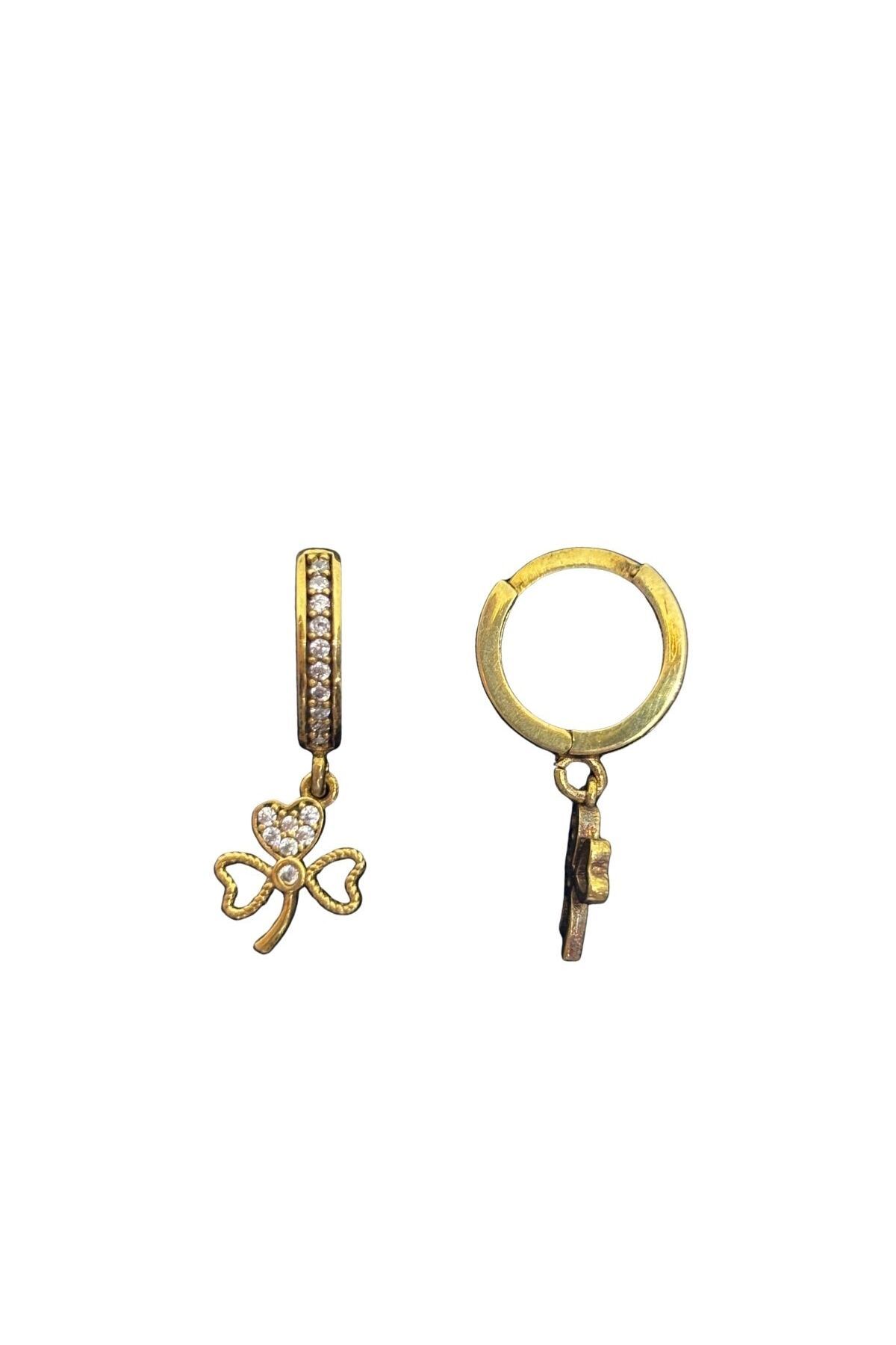 oya silver Minimal Taşlı Sallantılı Üç Yapraklı Yonca 24K Altın Kaplama Gümüş Halka Küpe 1.2x1.2 cm