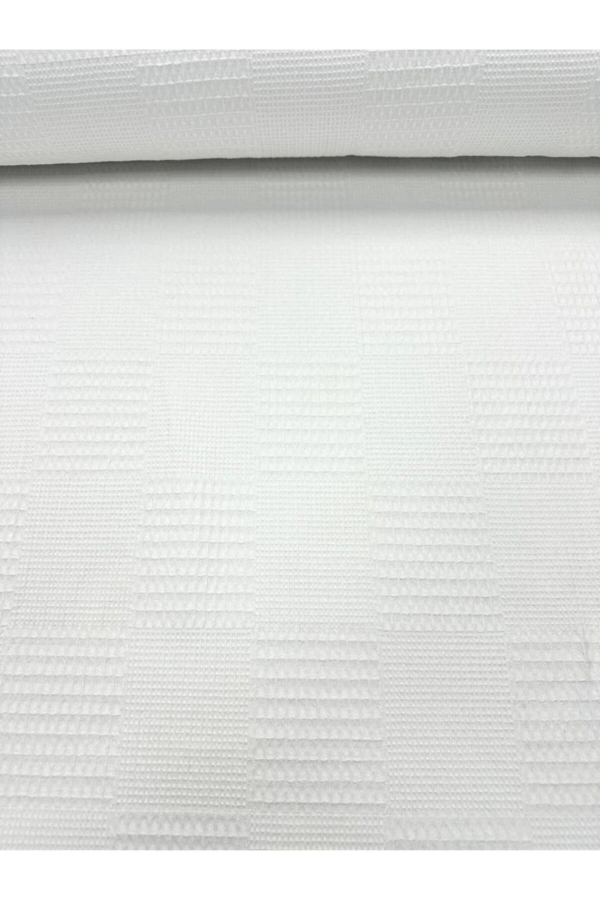 ida design store Beyaz Renk Kare Waffle Desenli Pike Kumaşı 100x240