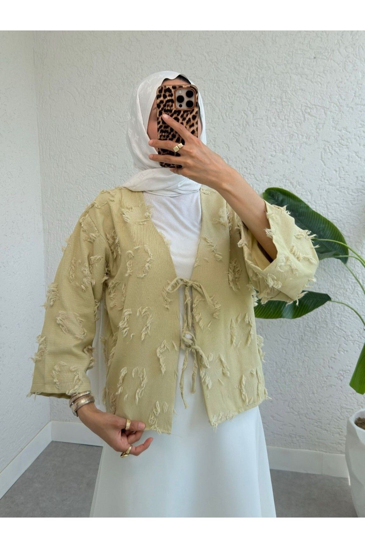 Modamorfo Önü Bağlamalı Püskül Detaylı Gömlek -Zeytin