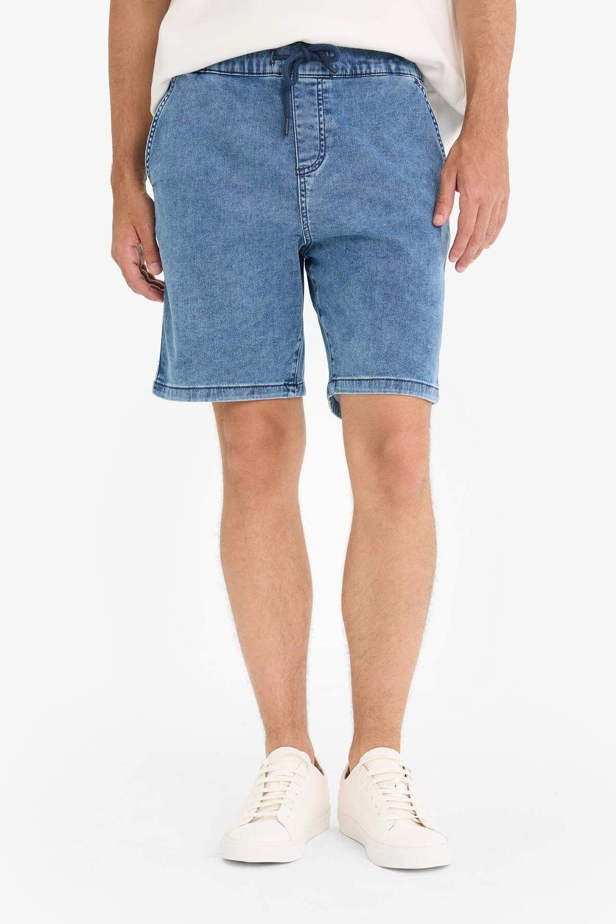 DeFacto Regular Fit Beli Lastikli Rahat Kalıp Jean Bermuda Şort E4537AX25SM