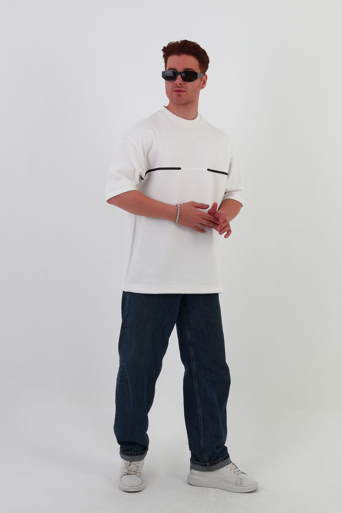 mantova İnce Şeritli Beyaz Oversize Erkek T-shirt