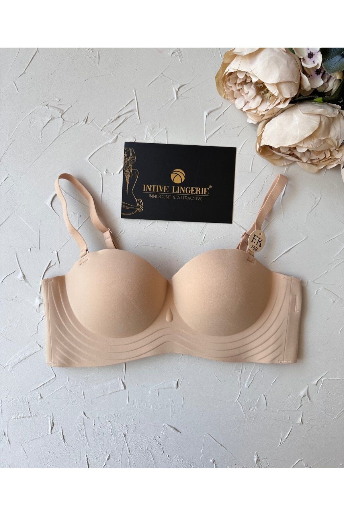 İntive Lingerie Lady Baby Straplez Kesim Destekli Dikişsiz Balensiz Toparlayıcılı İthal İz Yapmaz Sütyen