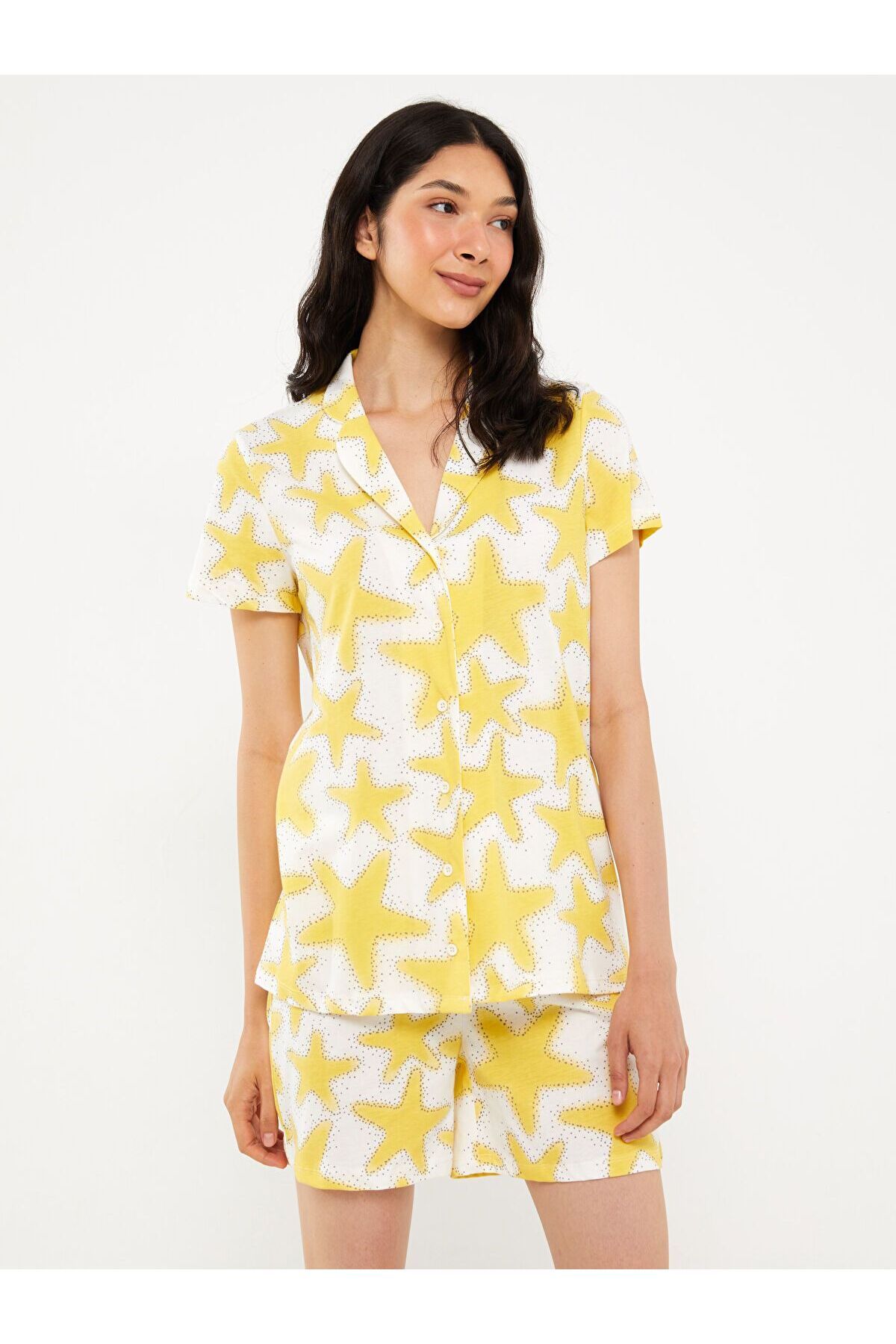LC Waikiki Gömlek Yaka Desenli Kadın Şortlu Pijama Takımı