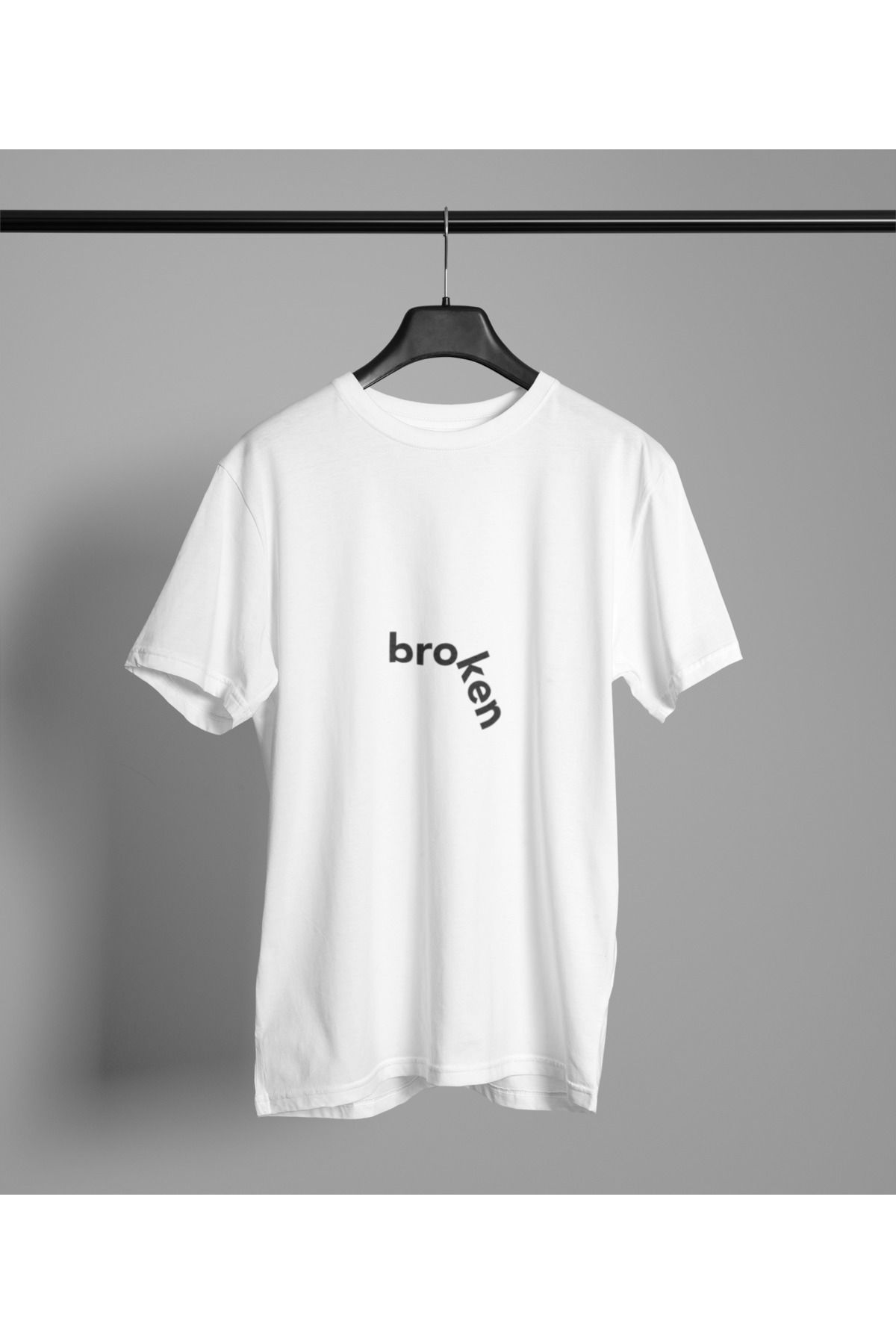 MAGORS BROKEN BASKILI BİSİKLET YAKA PAMUKLU OVERSIZE KALIP KISA KOLLU KADIN VE ERKEK TSHIRT