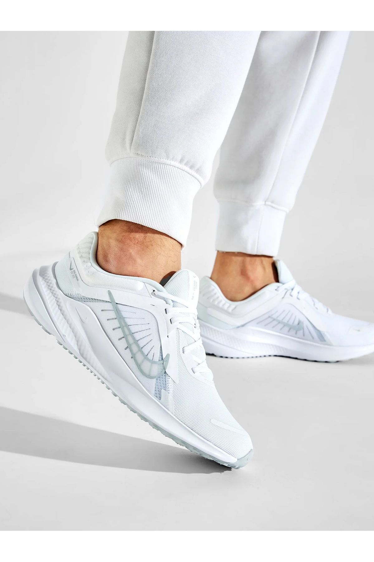 Nike Quest 5 Beyaz Erkek Koşu Ayakkabısı-DD0204-100