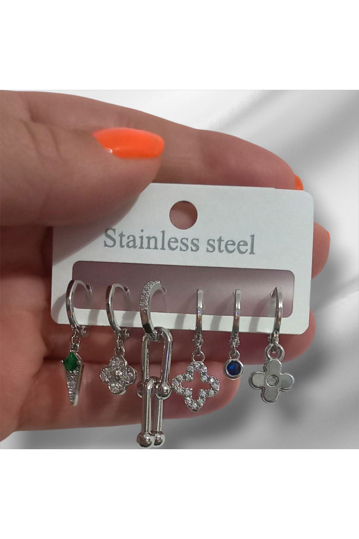 stainless steell 6'lı Küpe Seti