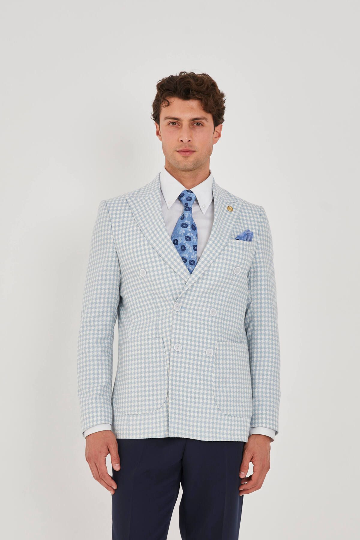The Tailor Classics Kazayağı Desenli Çift Yırtmaçlı Kruvaze Ceket