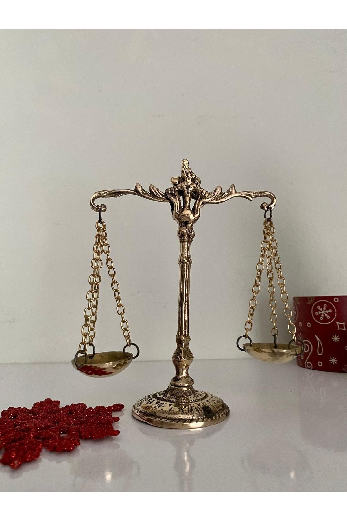 DEKORANLA Altın renkli adalet terazisi ofis dekoru, şık ve anlamlı hediye seçeneği