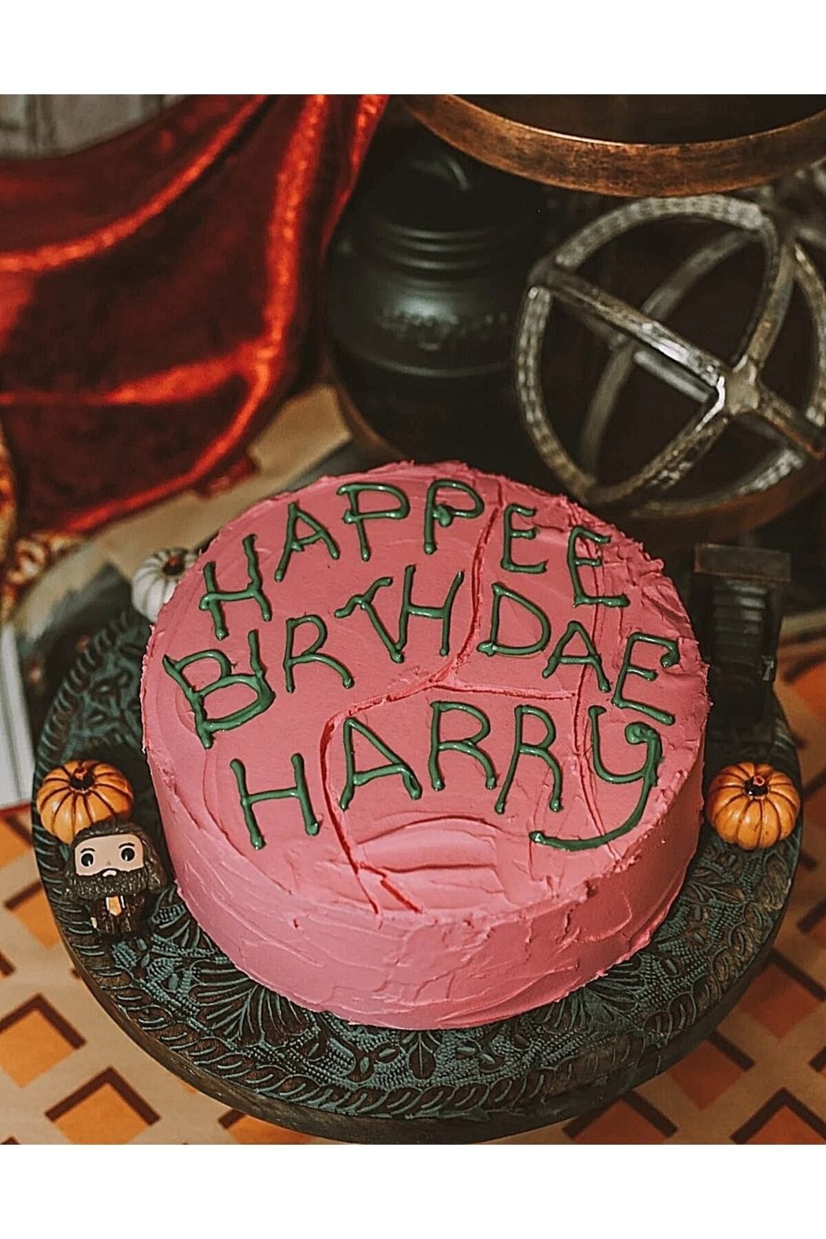 DEKORANLA Pembe Harry Potter Hagrid Doğum Günü Pastası Dekoru 20 Cm Çap