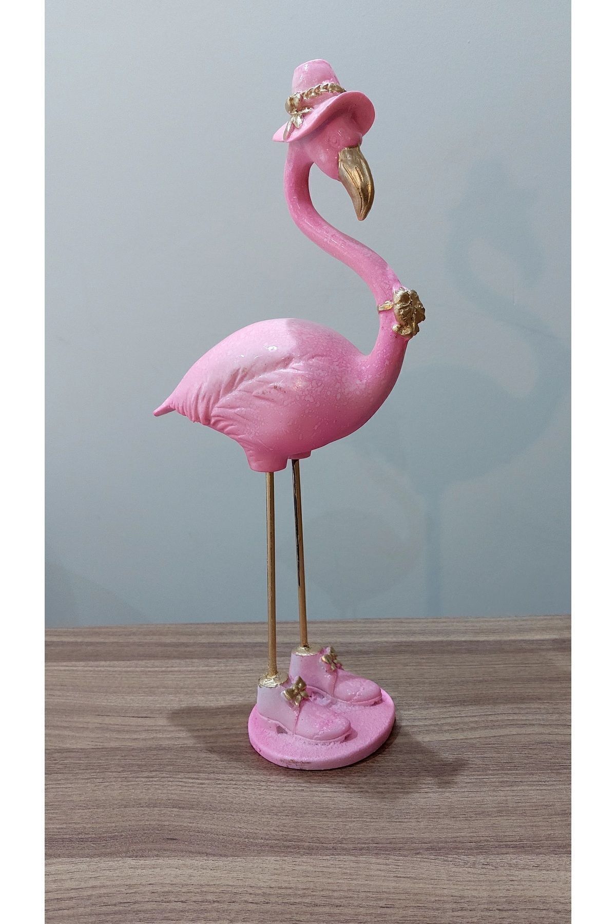 DEKORANLA Şapkalı flamingo dekor, 36 cm, canlı pembe renk, eğlenceli ve şık tasarım