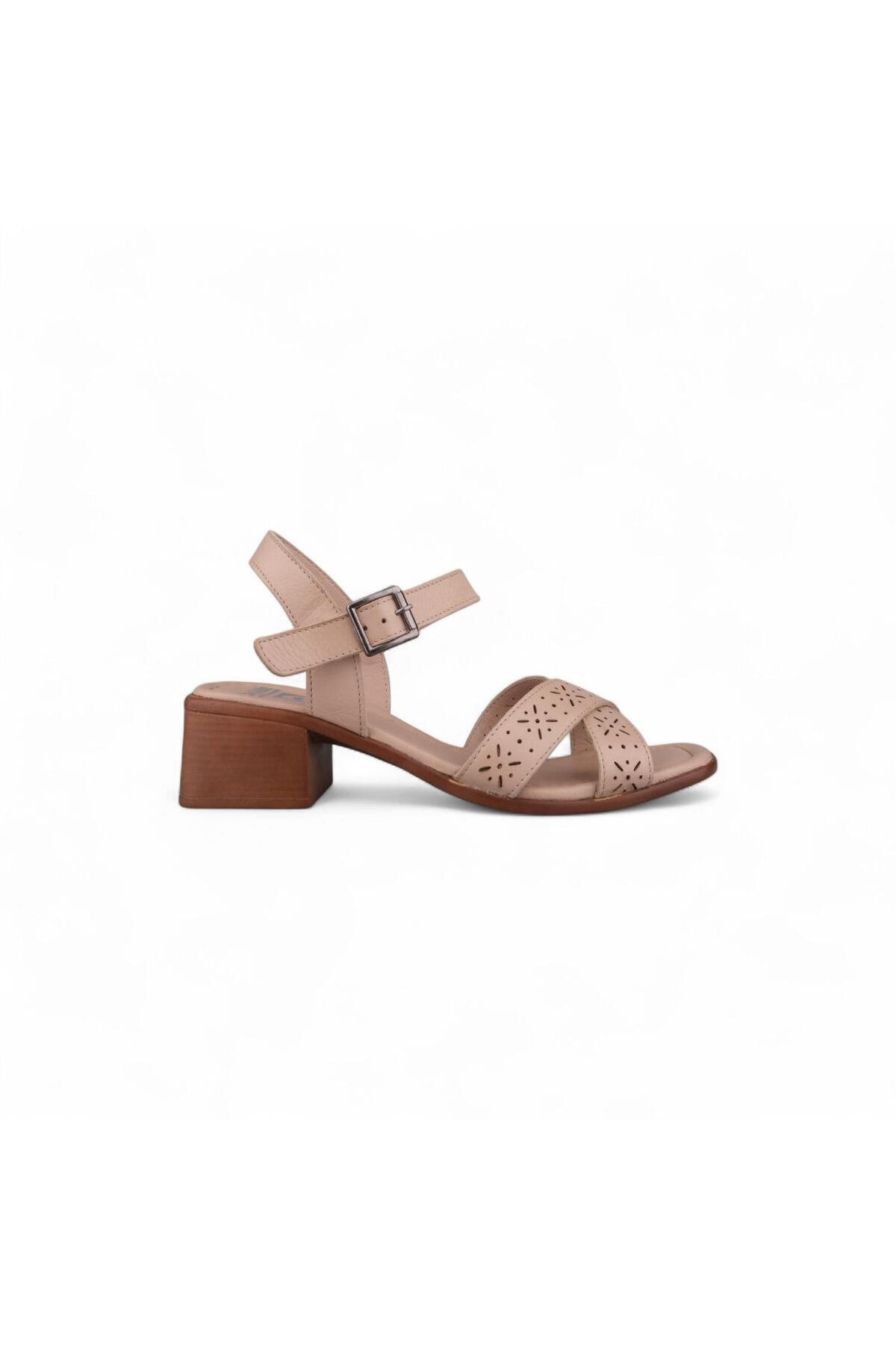 M.P.-Women's daily sandals - beige, leather 4