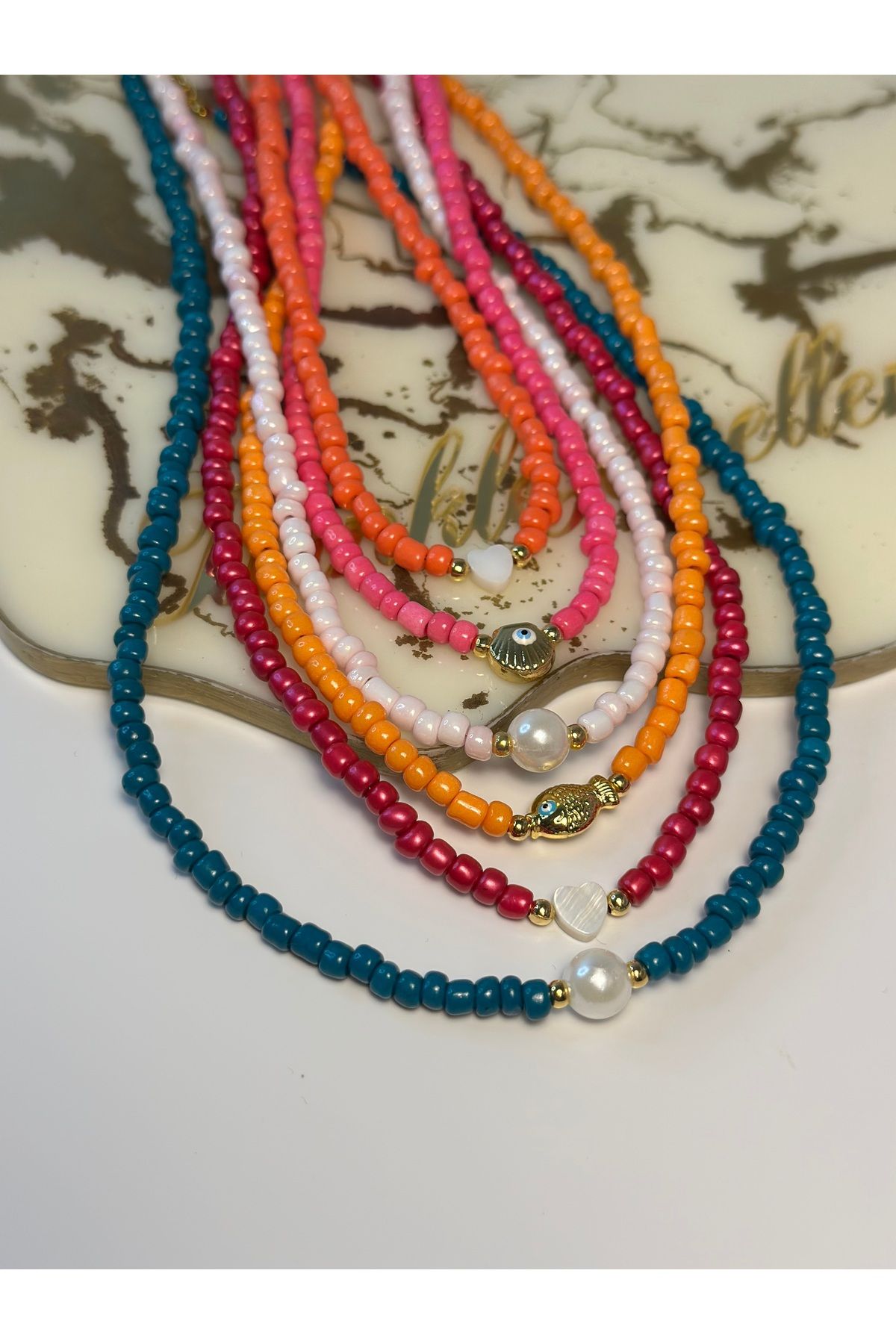 Twinkle Jewellery 3 Adet Karışık Renk ve Figürlü Boncuk Kolye