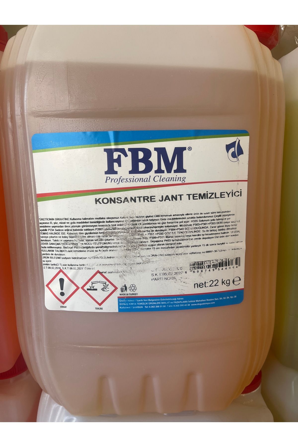 FBM Konsantre jant temizleyici su ile çoğaltılır 22kg