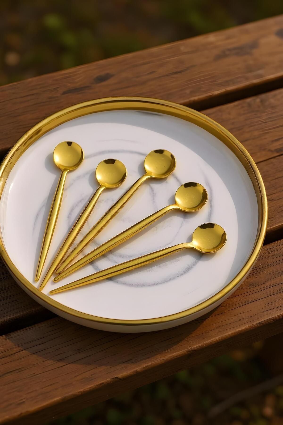Justyol 6'lı Gold Paslanmaz Yuvarlak Çay Kaşığı Seti – Lüks Modern Tasarım