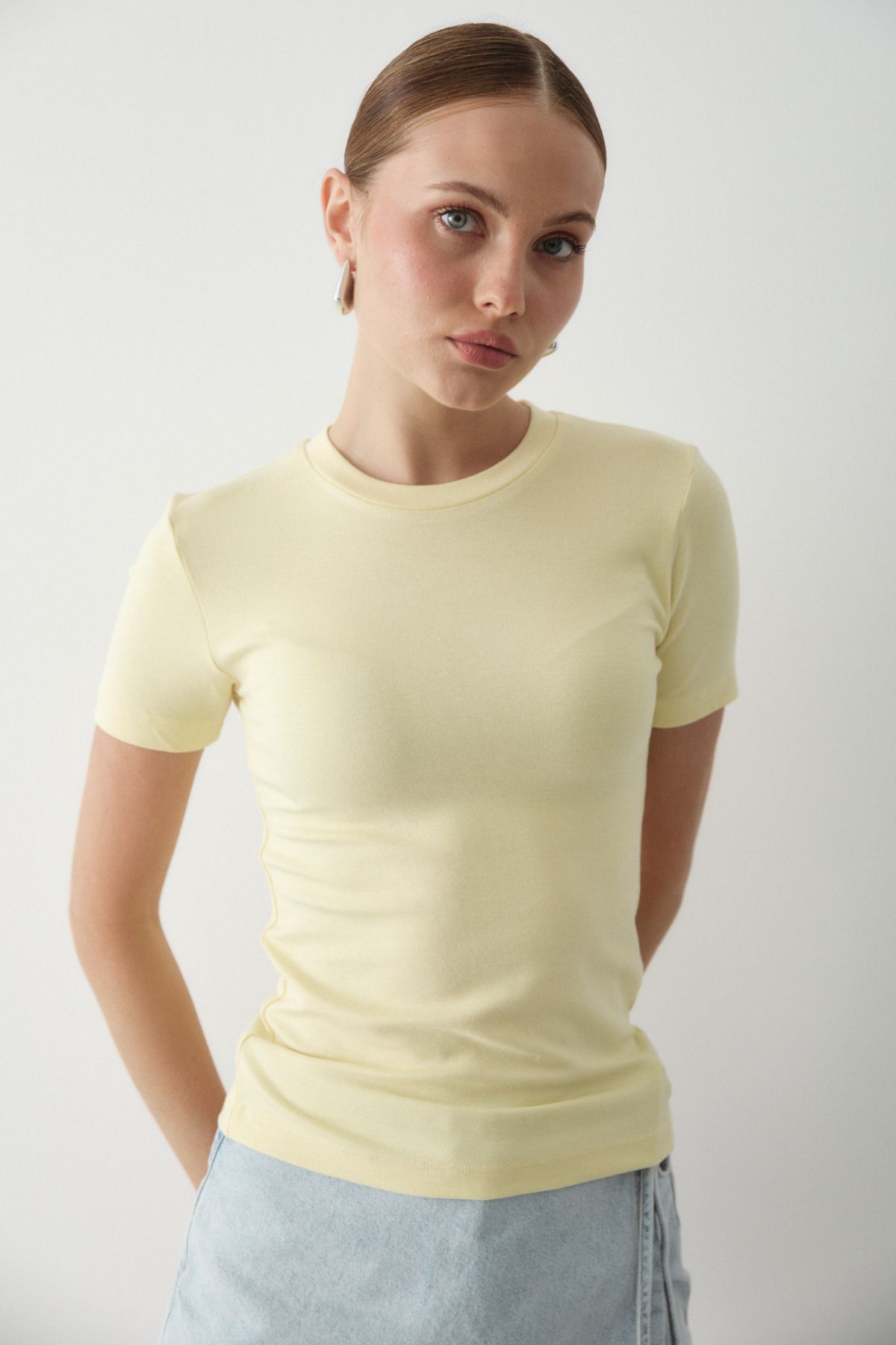 Laluvia Sarı Basic Tshirt - 1075
