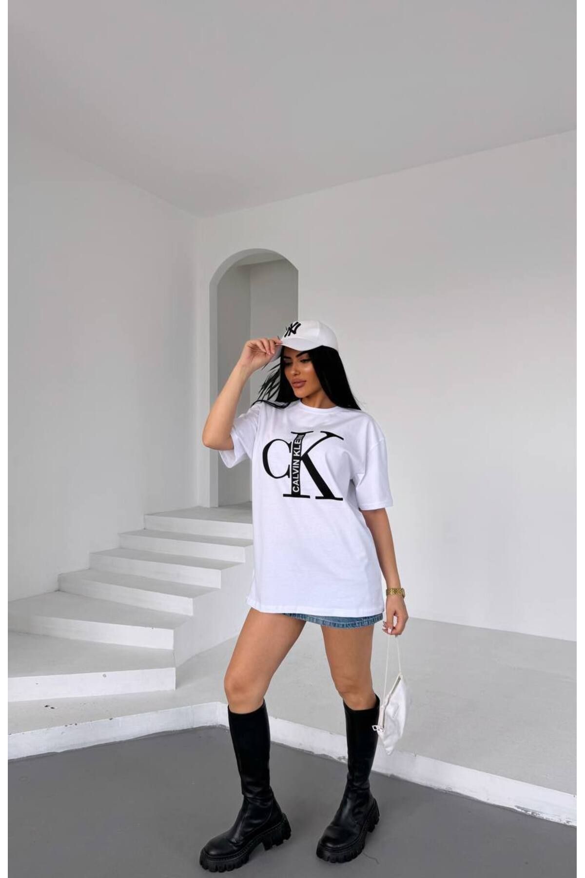 İNCİM BOUTIQUE TAŞ İŞLEMELİ BLUZ