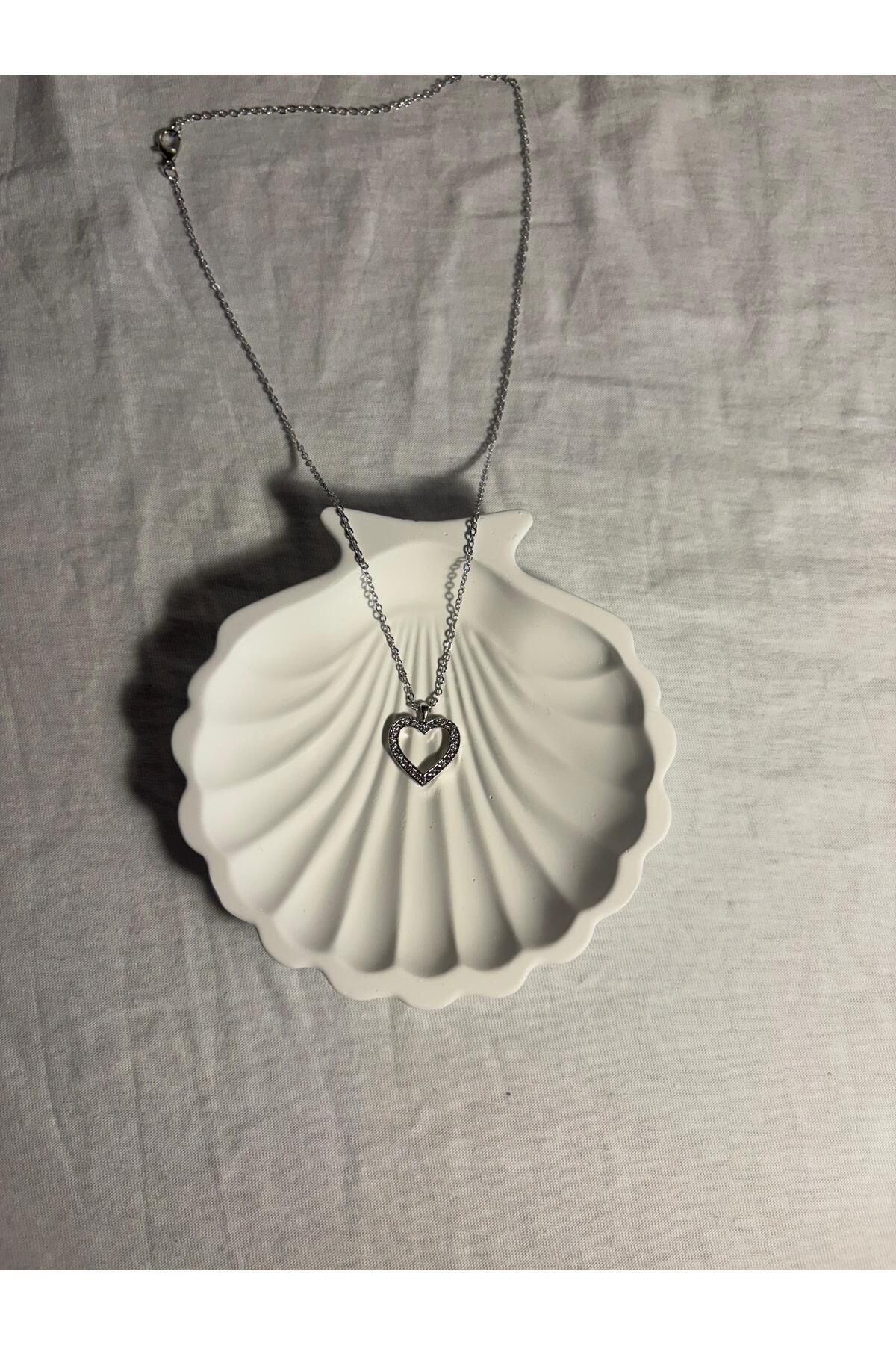SIENAL COLLECTION Gümüş Renk Zirkon Taşlı Kalpli Kolye