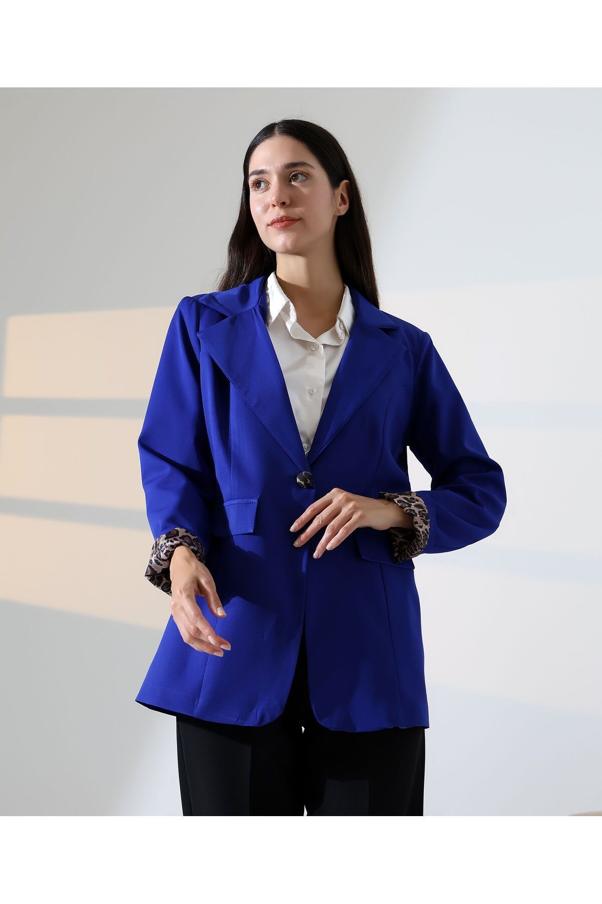 diaves Kadın Bej Katlanabilir Kol,Astarı leopar desenli Atlas Dokuma Kumaş Kruvaze Blazer Ceket