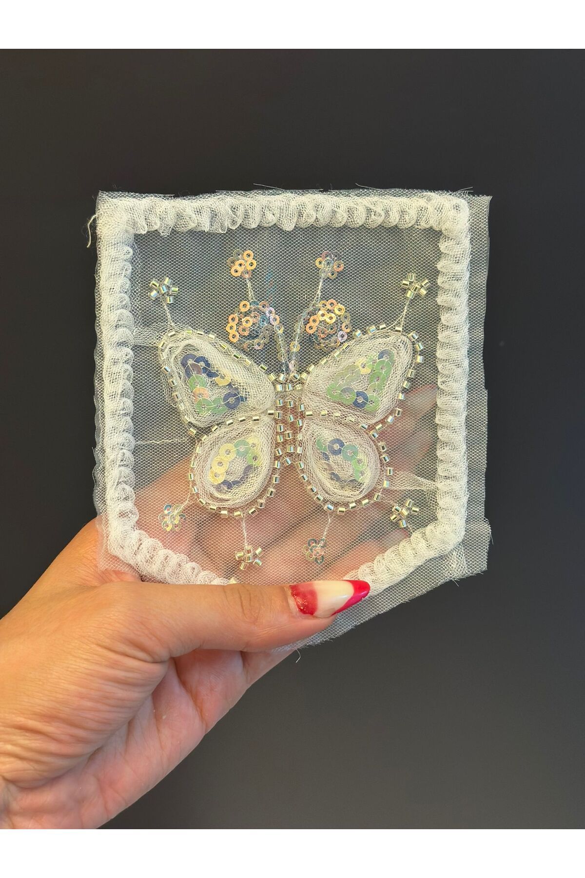 Gönülden Tasarım 14X11 CM BONCUK PUL İŞLEME KELEBEK CEP ARMA DİKİŞ APLİKE BEYAZ