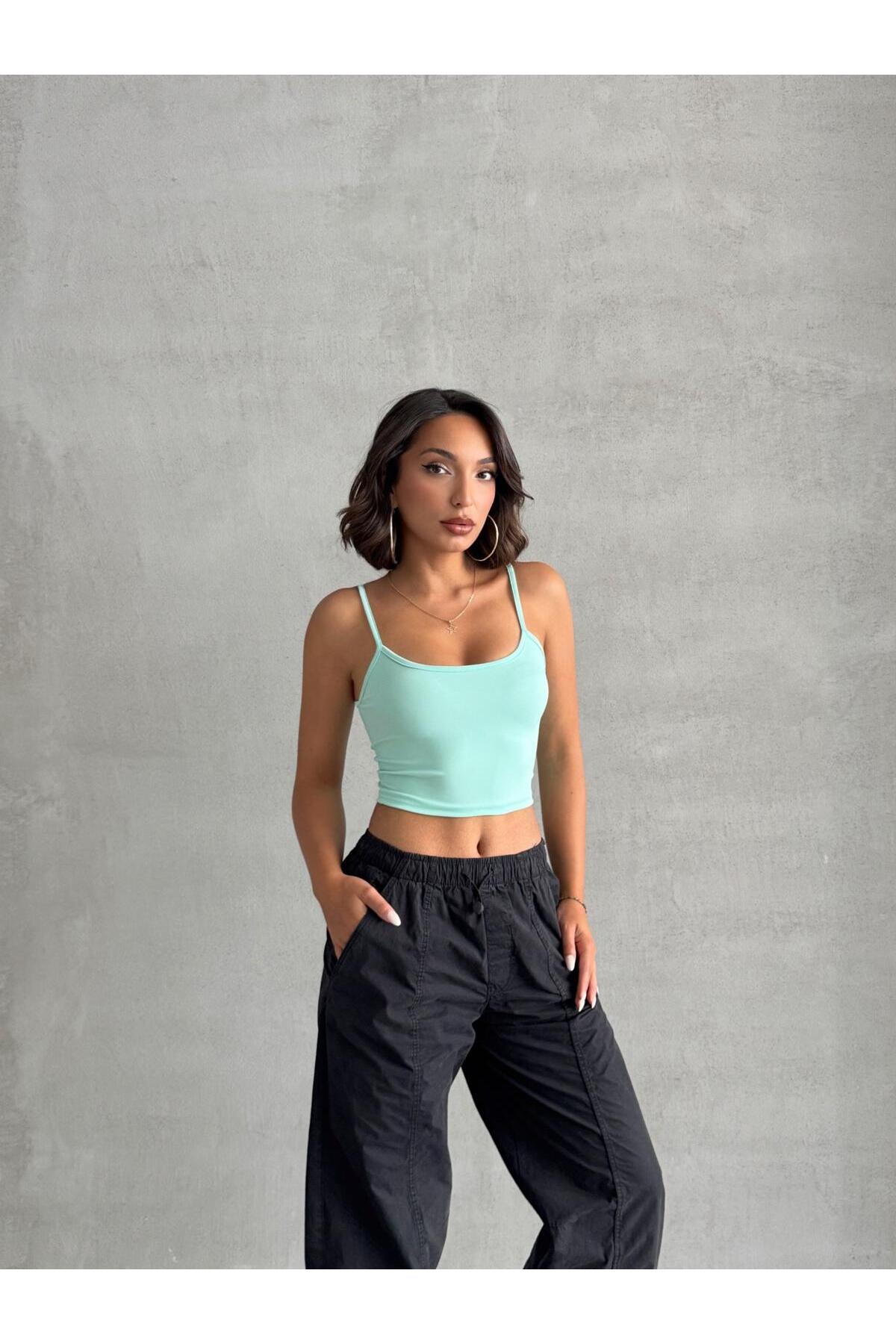 The Base Kadın Su Yeşili Scuba Kumaş İp Askılı Crop Top görsel 6
