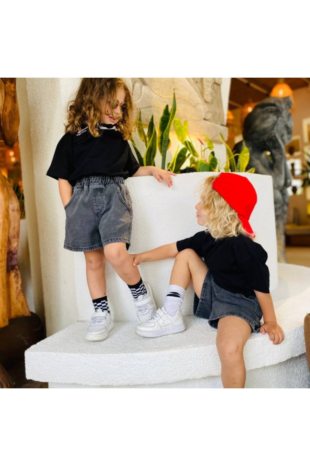 MODA Laci'el Paris Basic Tşörtlü Jean Şortlu Unisex Çocuk Takımı