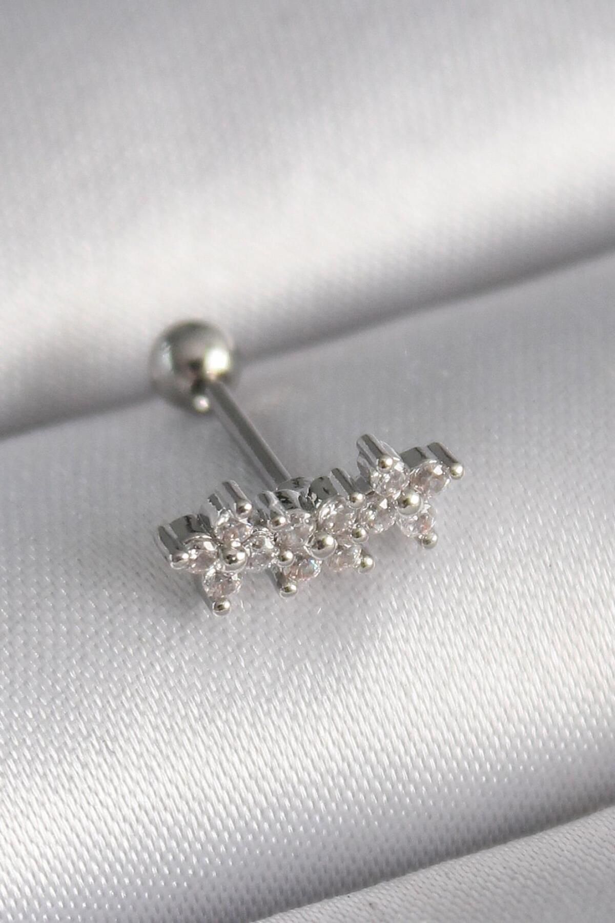 AfraBeauty 316L Çelik Gümüş Renk Zirkon Taşlı Yonca Tragus Piercing