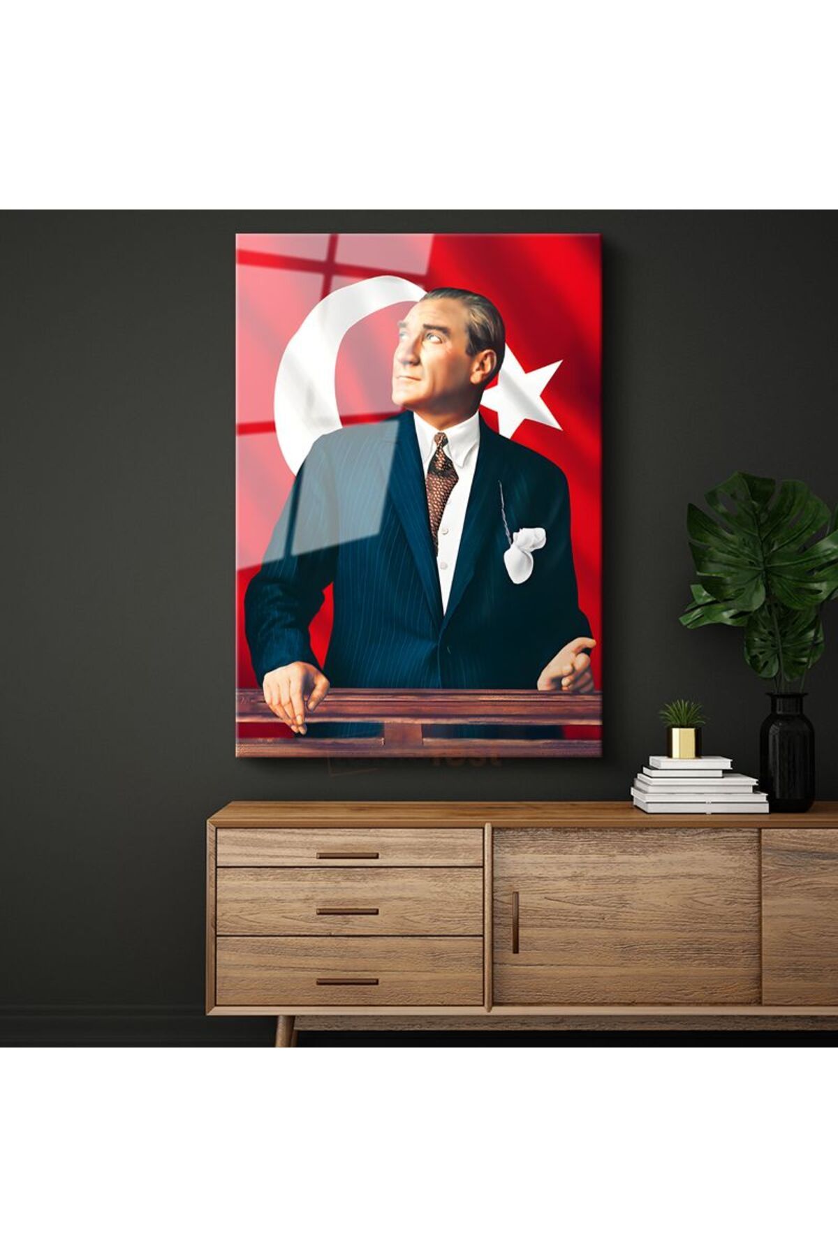 Tablofest Türk Bayrağı Önünde Atatürk - Kürsüde Lider Cam Tablo
