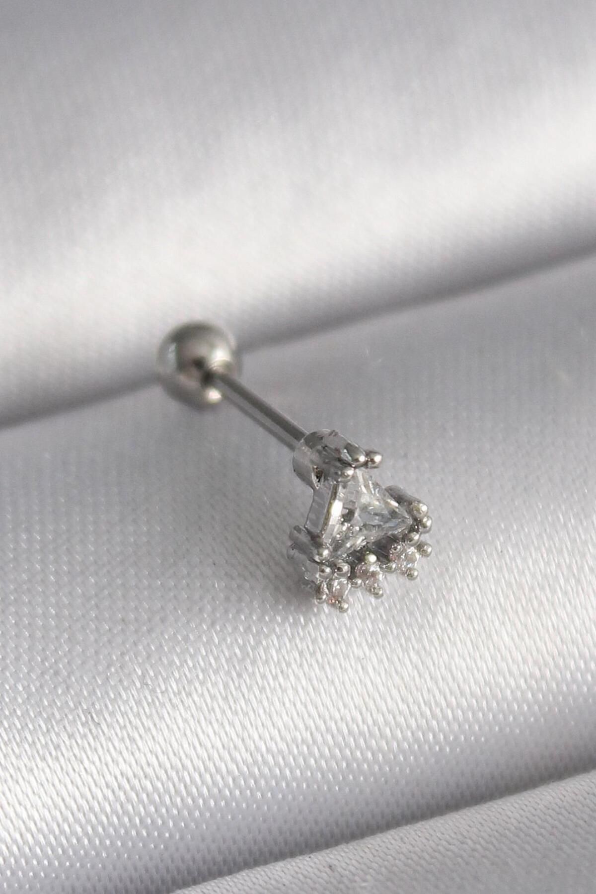 AfraBeauty 316L Çelik Gümüş Renk Üçgen Zirkon Taşlı Tragus Piercing