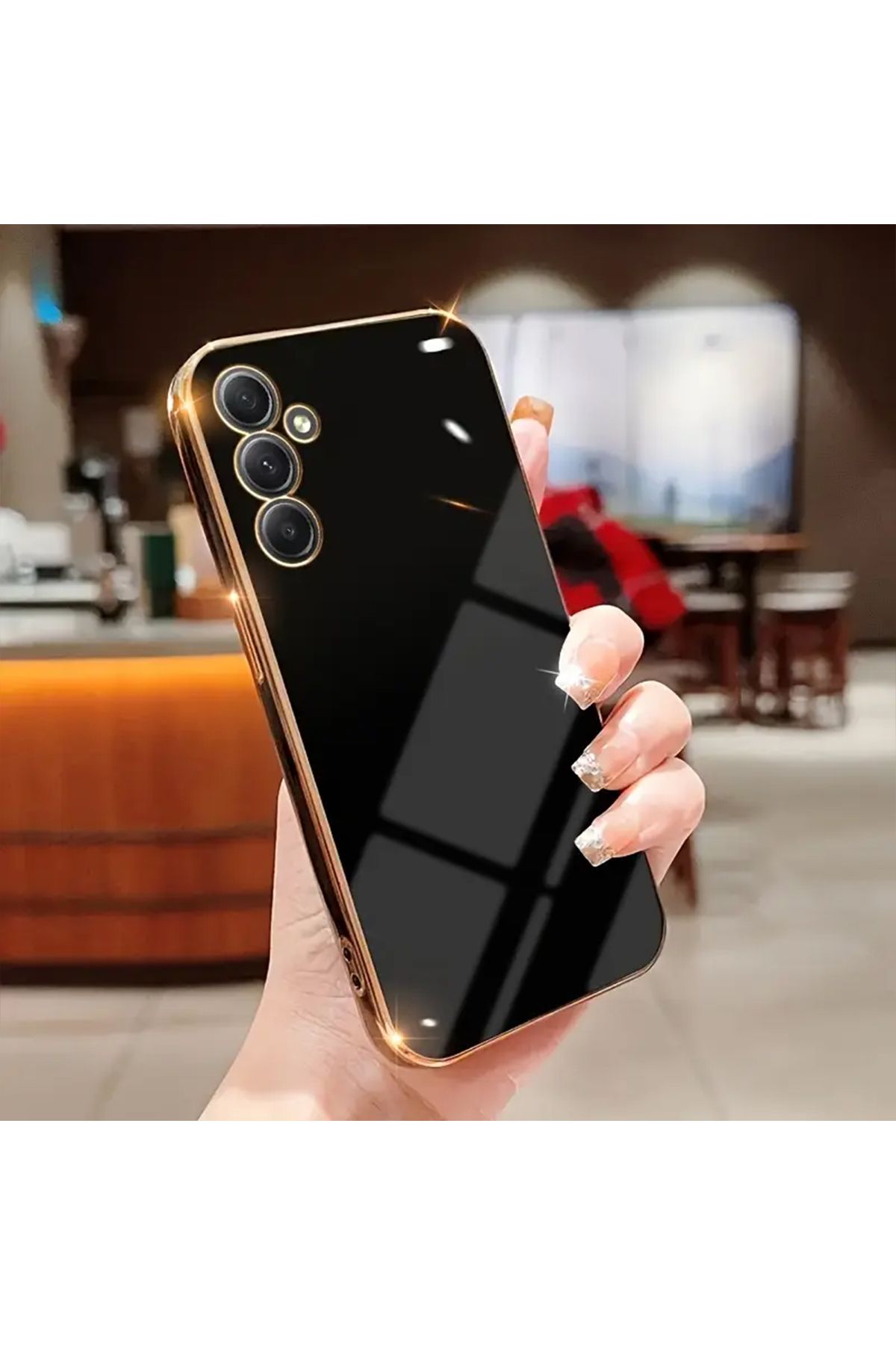 Merwish Galaxy A35 Uyumlu Lazer Kesim Gold Çerçeve Siyah Kapak Kılıf