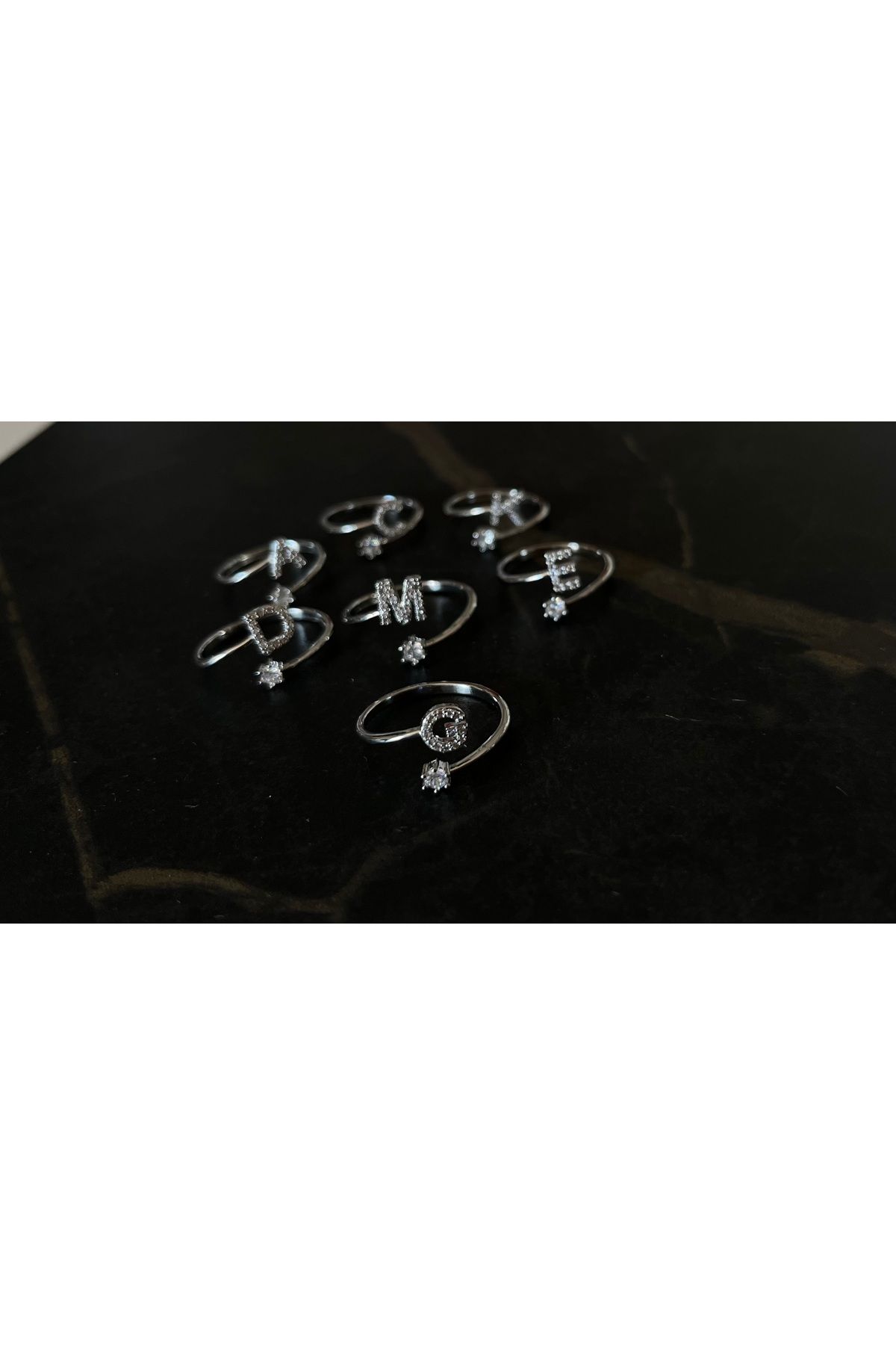BIJUTERI Harf Yüzük – Bir Alana İkincisi 50 TL! Şıklığı Paylaş 💍