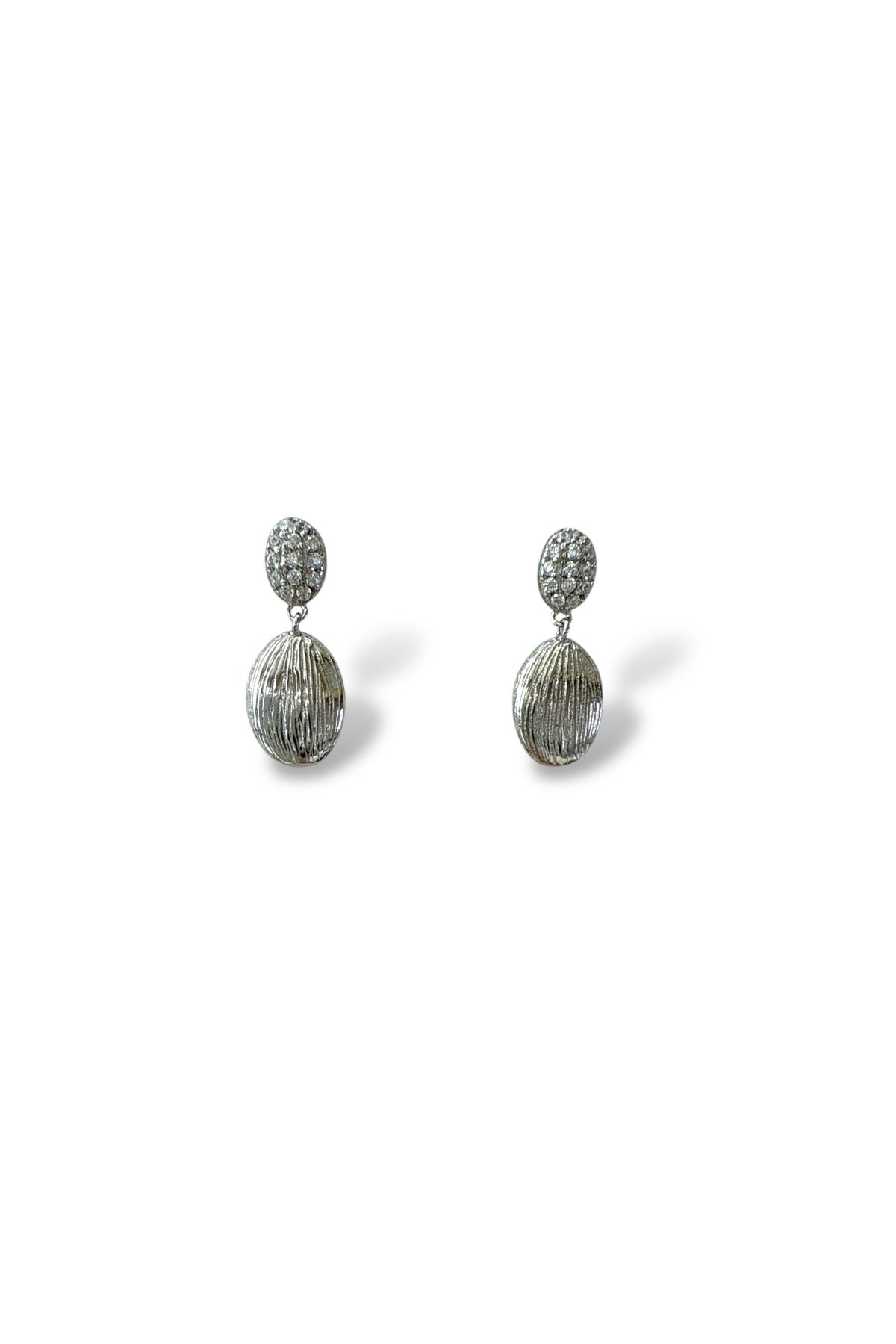 Saras Jewels Bean Küpe 2