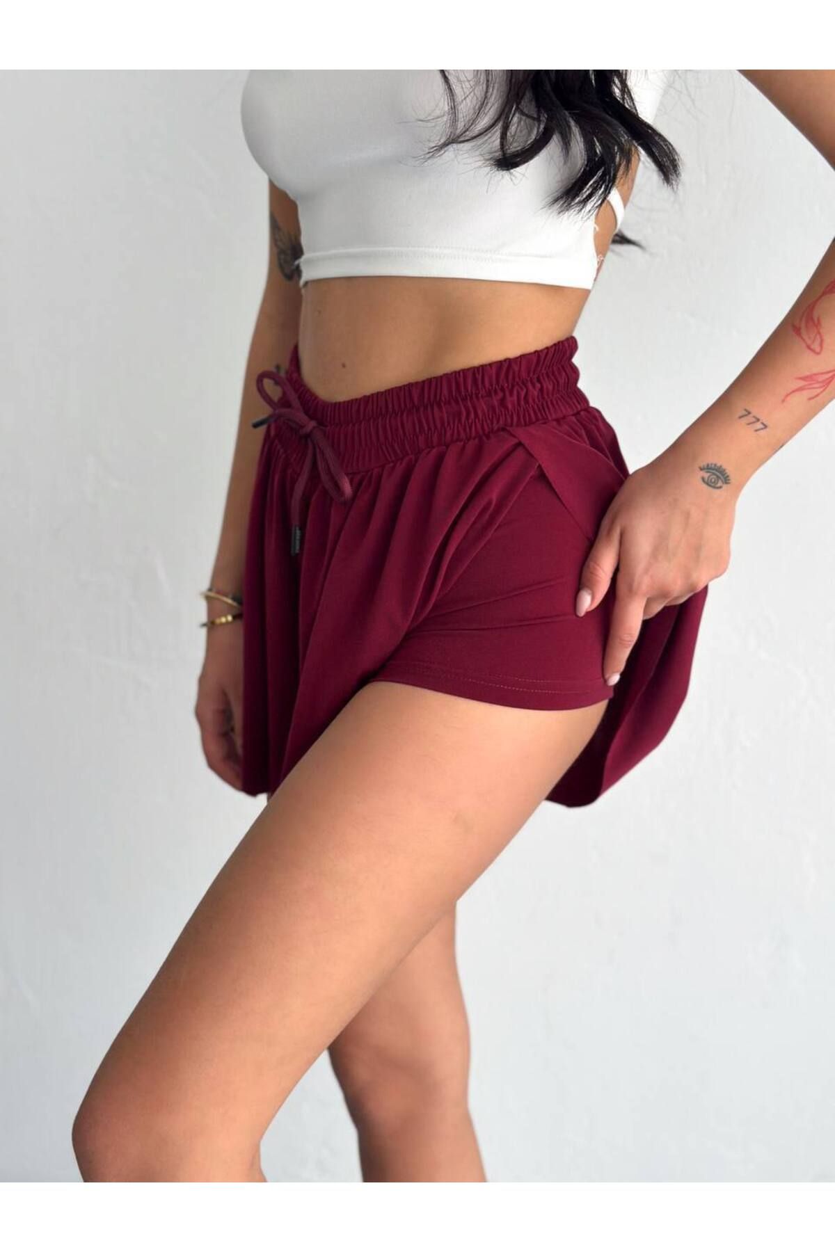Boutique Sirena Kadın Spor Stil Lastikli Rahat Şort