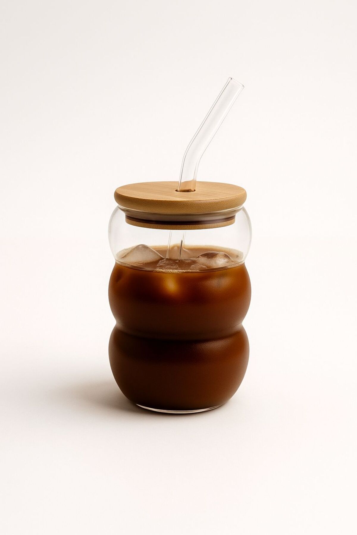 ERKUGO Bubble Borosilikat Cam Bardak – Isıya Dayanıklı 600 ml - Bambu Kapaklı