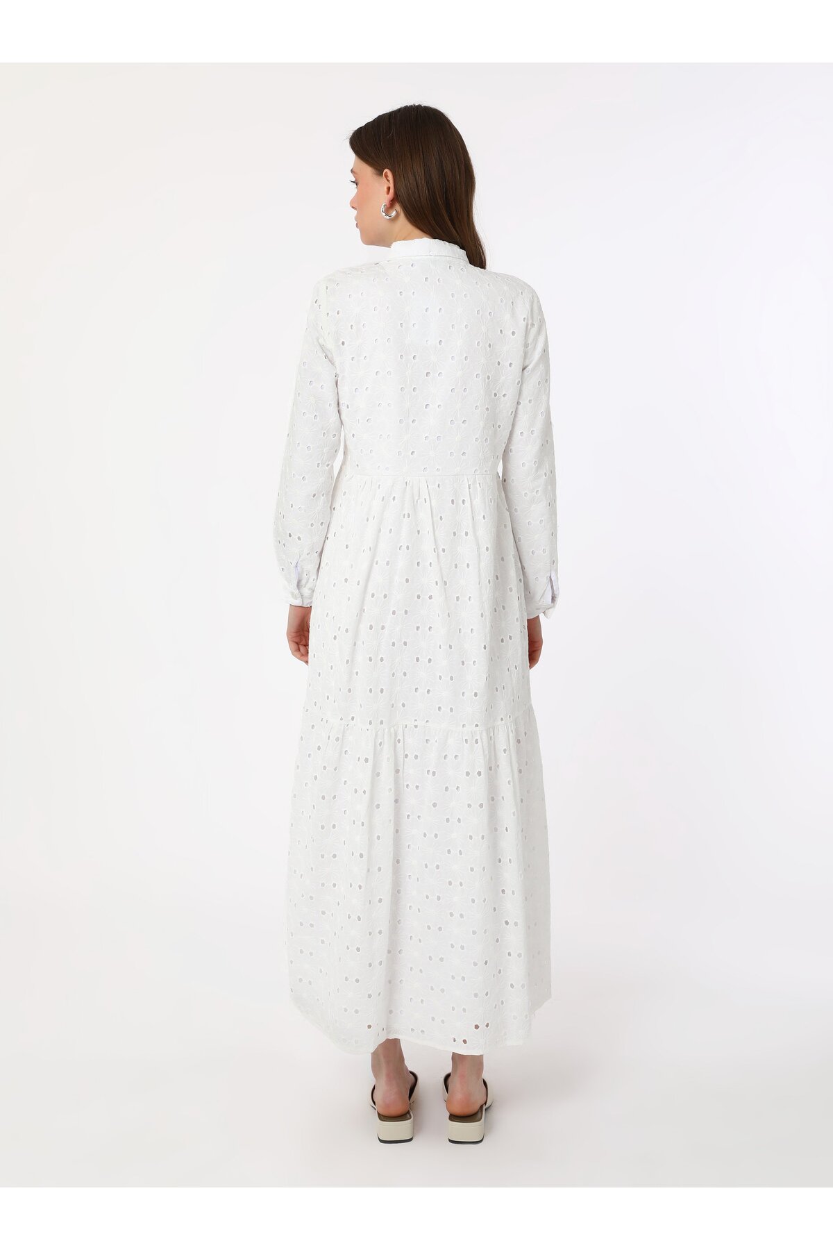 Benin  Brode Kumaşlı Tesettür Elbise - Ekru - Benin - Görsel 7