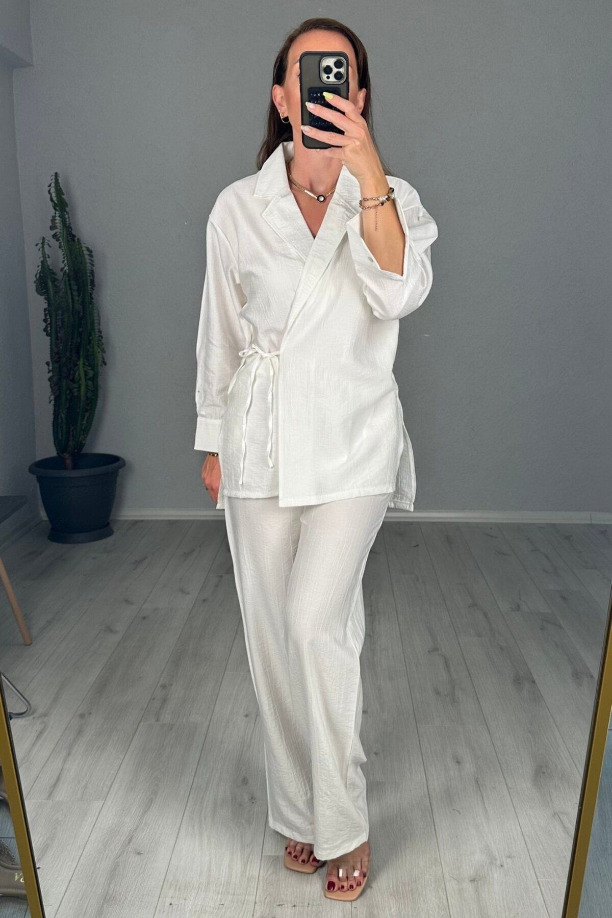 lady special Kruvaze Yaka Bağlama Detaylı Gömlek Pantolon Takım