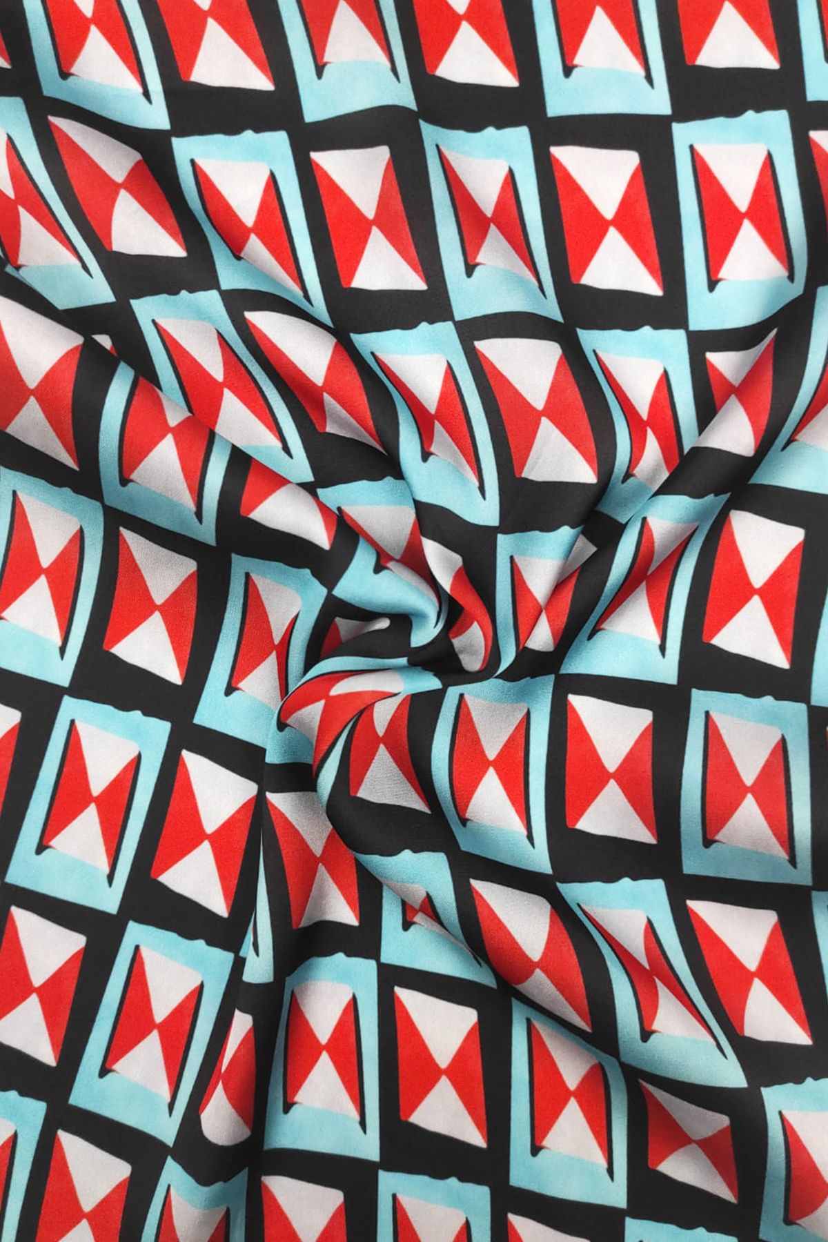 SARDO KUMAŞ Geometrik Desenli Dijital Baskılı Şifon Saten Kumaş / En 1,50 cm - Elbise , Perde ve Kırlent