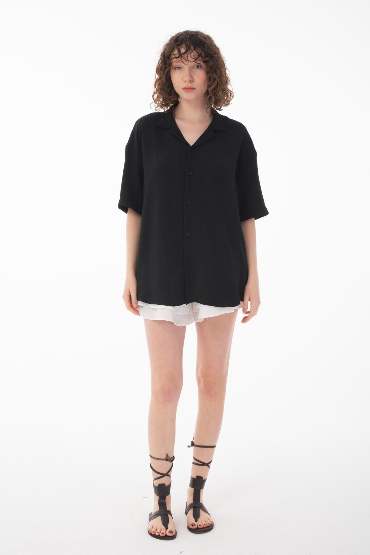 Rocqerx R-3737 Hafif Oversize Apaş Yaka Kısa Kol Ayrobin Gömlek