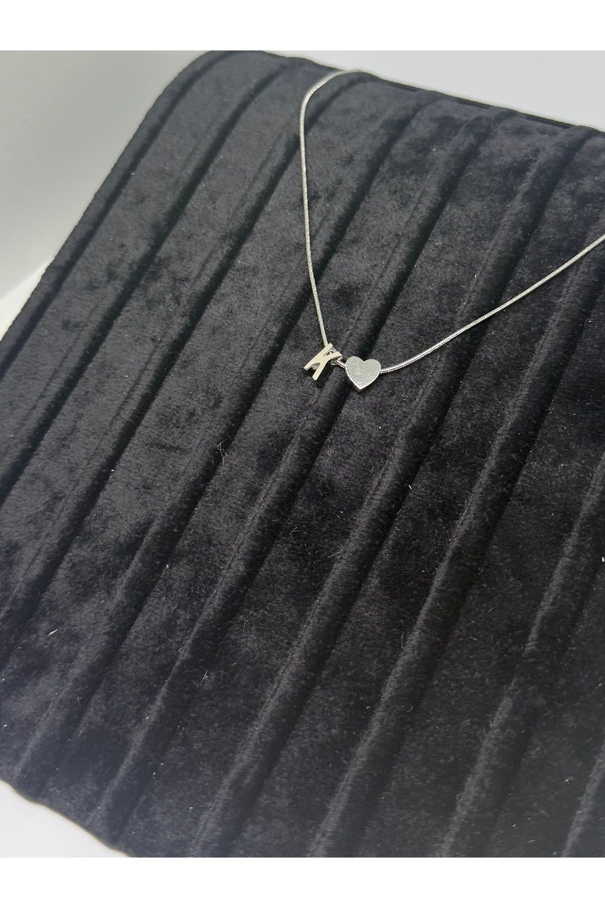 Gulsah's Store Çelik silver minimal kalpli harfli kolye
