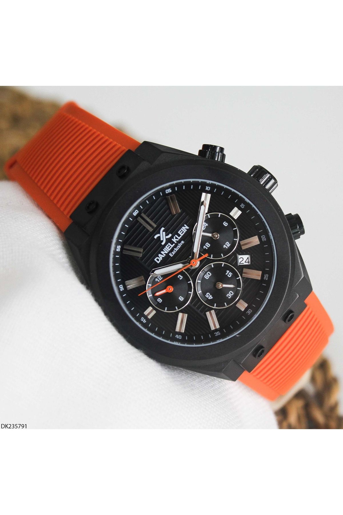 Daniel Klein DK235791 Silikon Kordonlu Erkek Kol Saati
