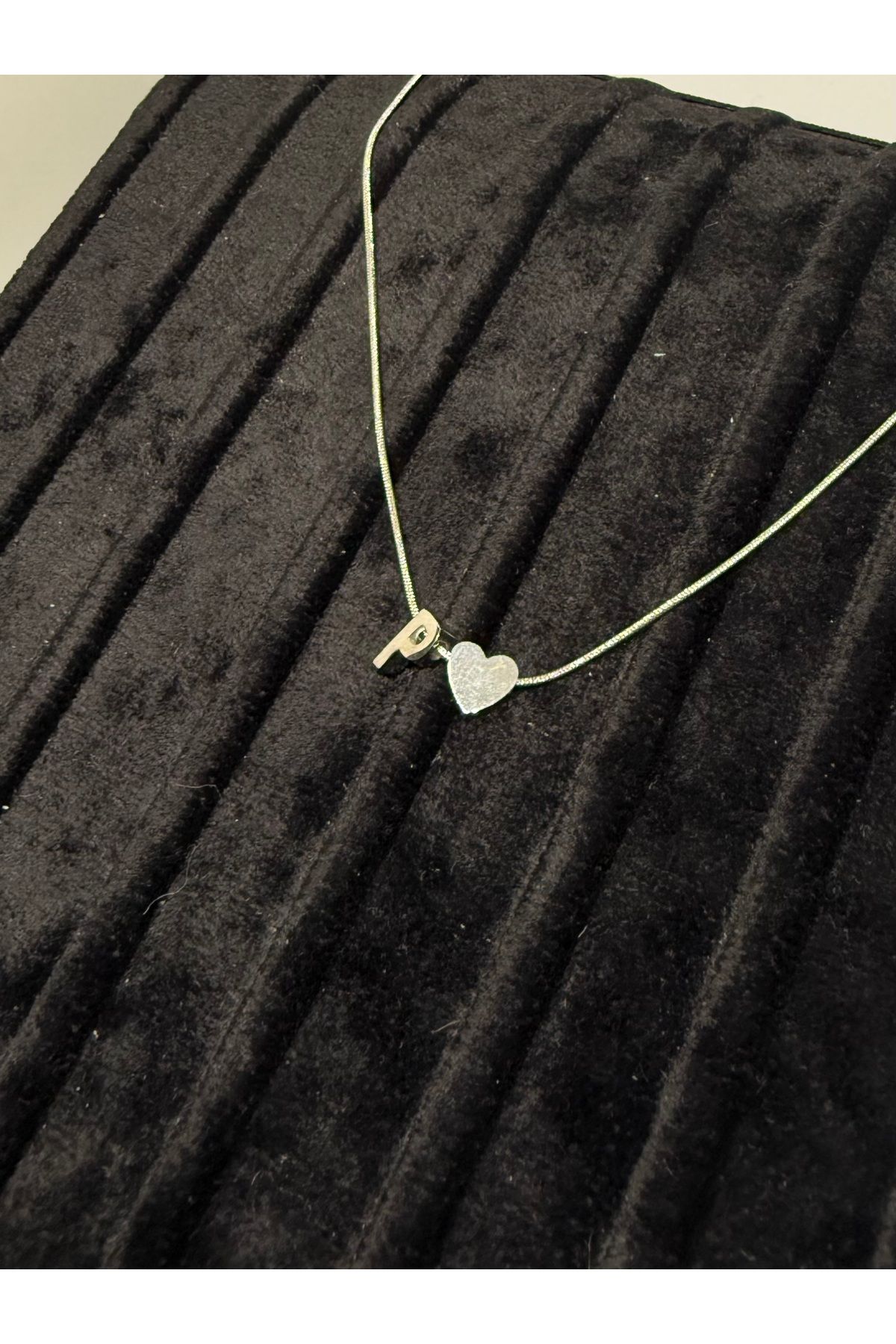 Gulsah's Store Çelik silver minimal kalpli harfli kolye