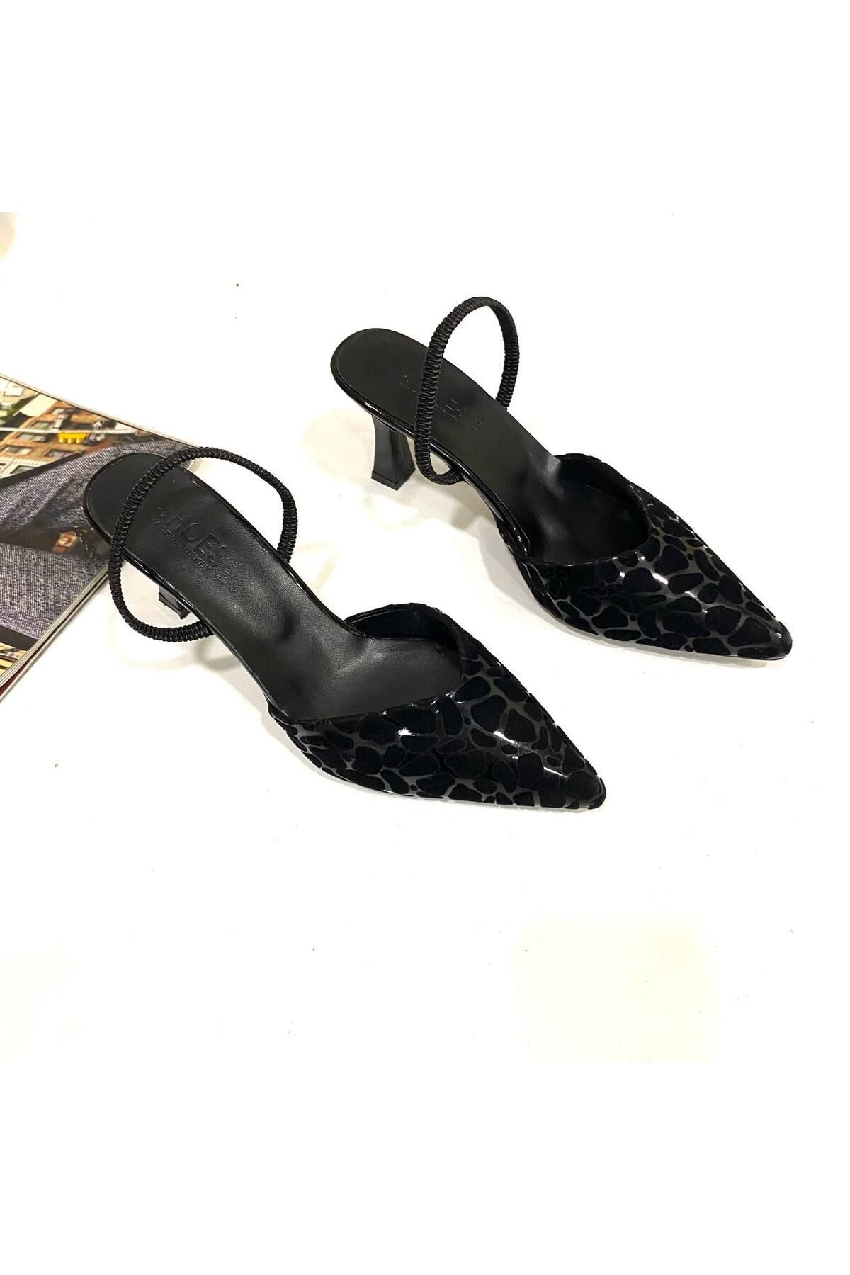 Trendy Moda Yeni Sezon Şık Siyah 7 cm Kadın Topuklu Ayakkabı
