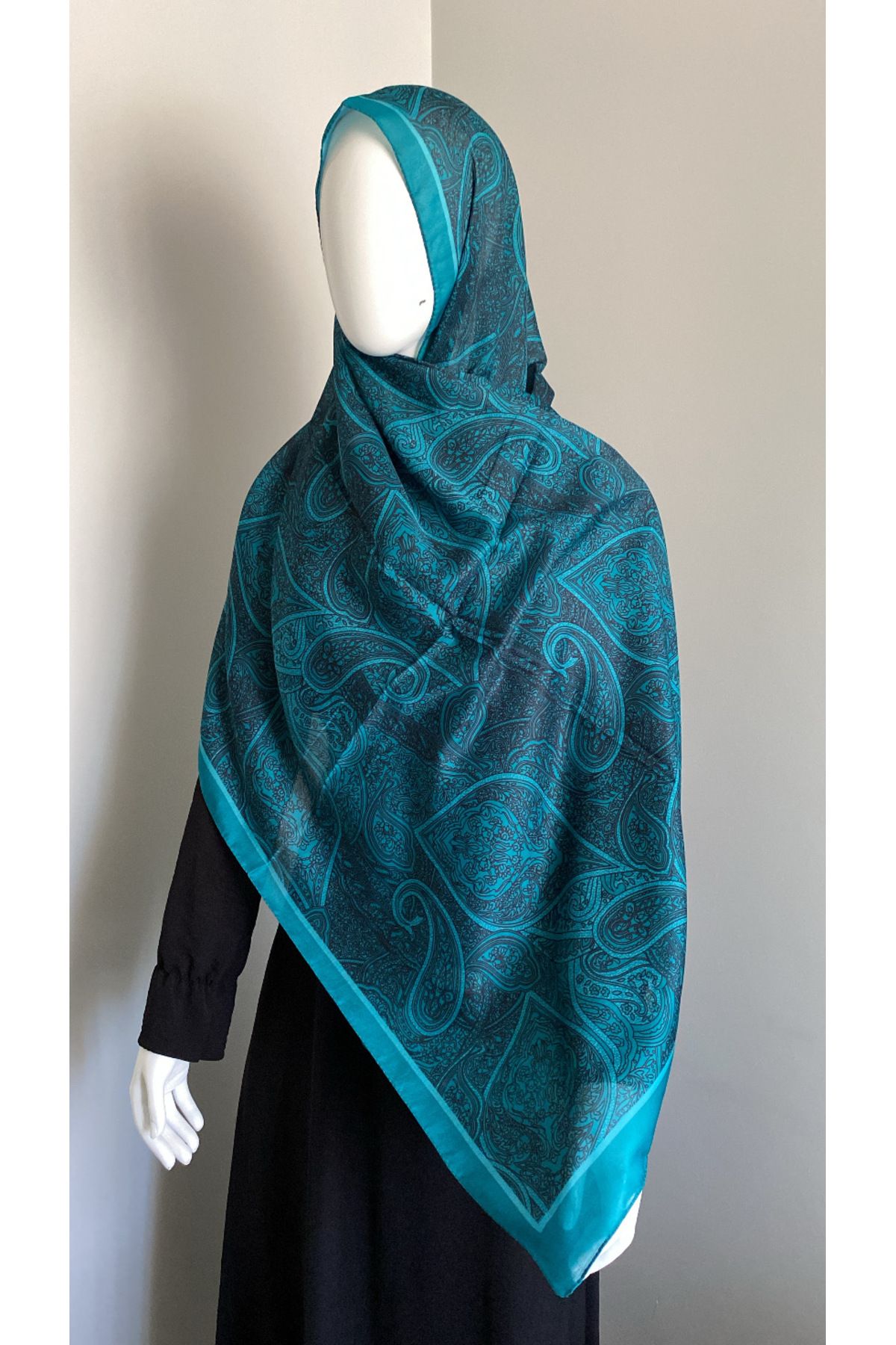 feronis-Lalezar Pattern Ethnic Soft Shawl 3