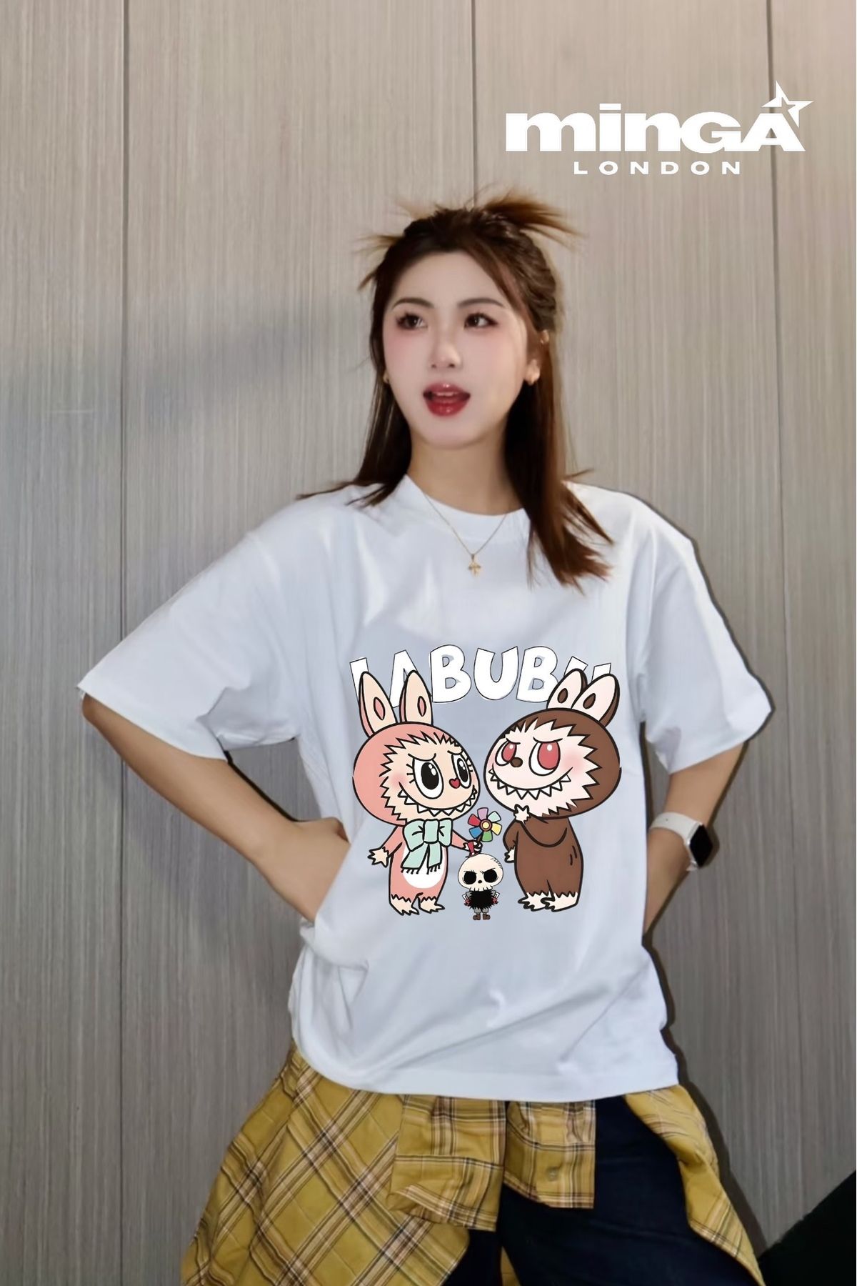 Minga London Labubu Sister Baskılı Beyaz Oversize Tshirt- Minga London