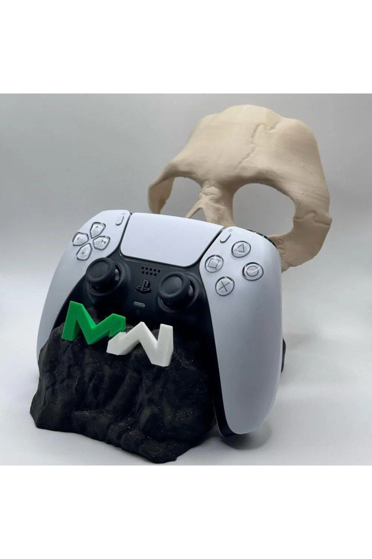 ValoriaConcept 👻🎮 Ghost Maske Tasarımlı Kol Standı – Karanlık & Şık 3D Aksesuar! 💀✨