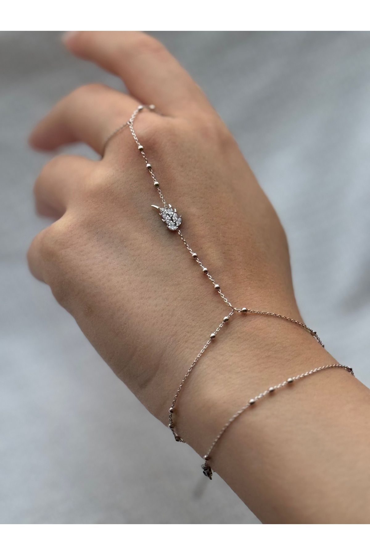 MODA Silver Yaprak Detay Çelik Şahmeran