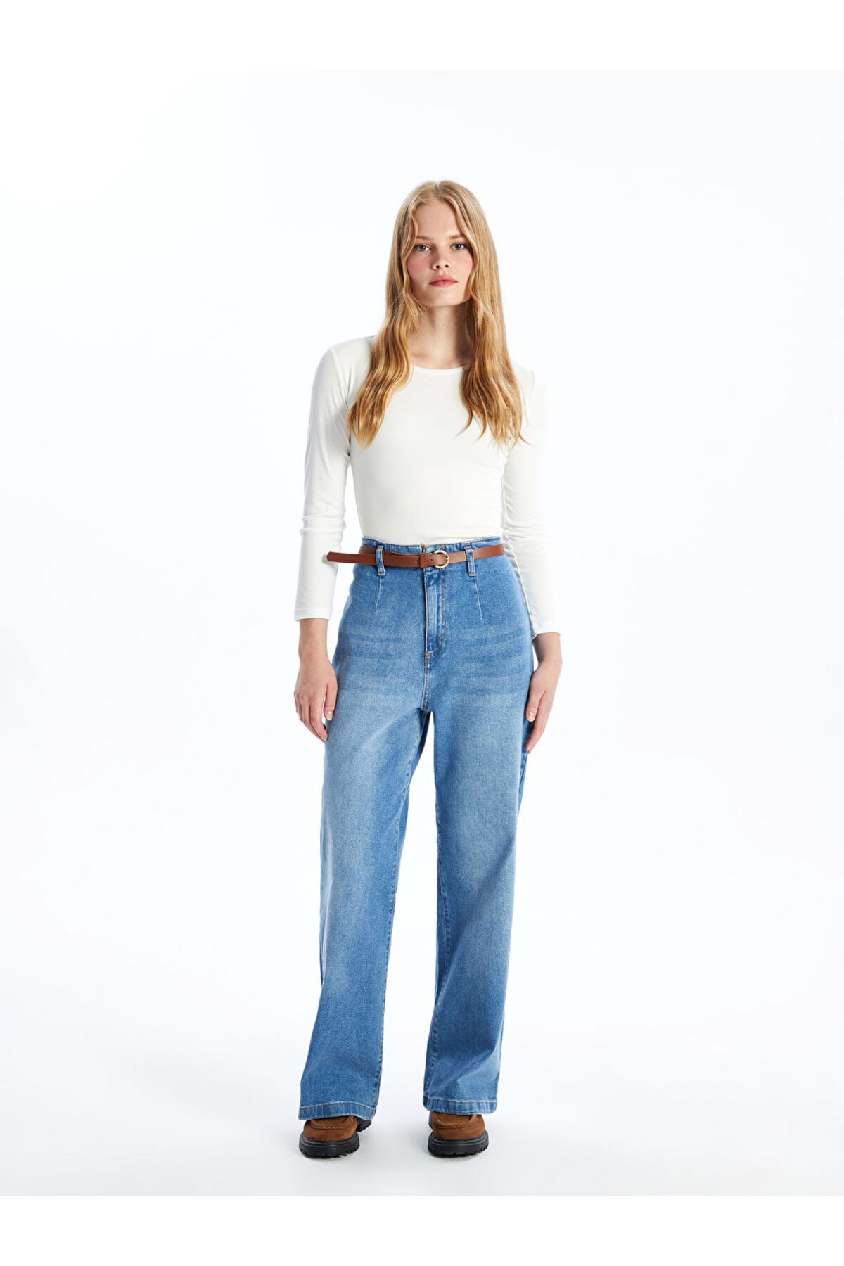 LC Waikiki Beli Kemerli Wideleg Kadın Jean Pantolon