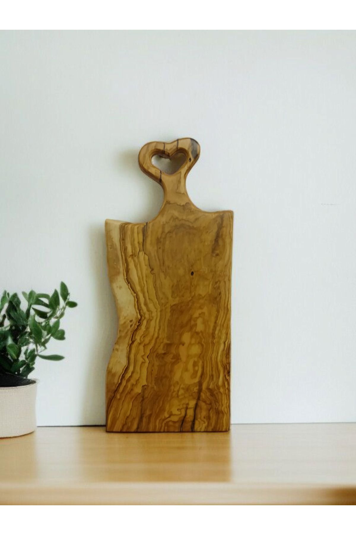 Aksoy Wood ZEYTİN AĞACINDAN KESME TAHTASI 21x48x2.2