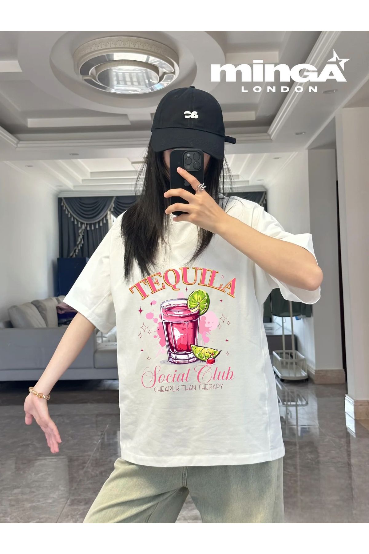 Minga London Summer Pink Drink Baskılı Beyaz Oversize Tshirt- Minga London