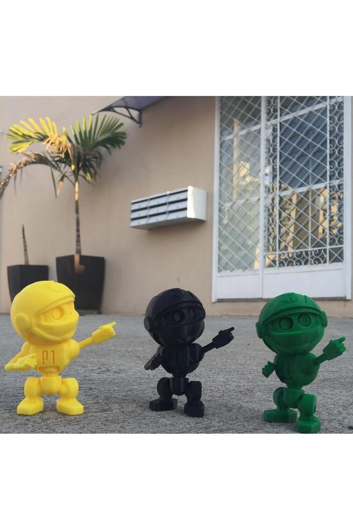 Lucest P1 Golden Boy Usain Bolt Pose Anahtarlık (Plastik Aparattır!!!)