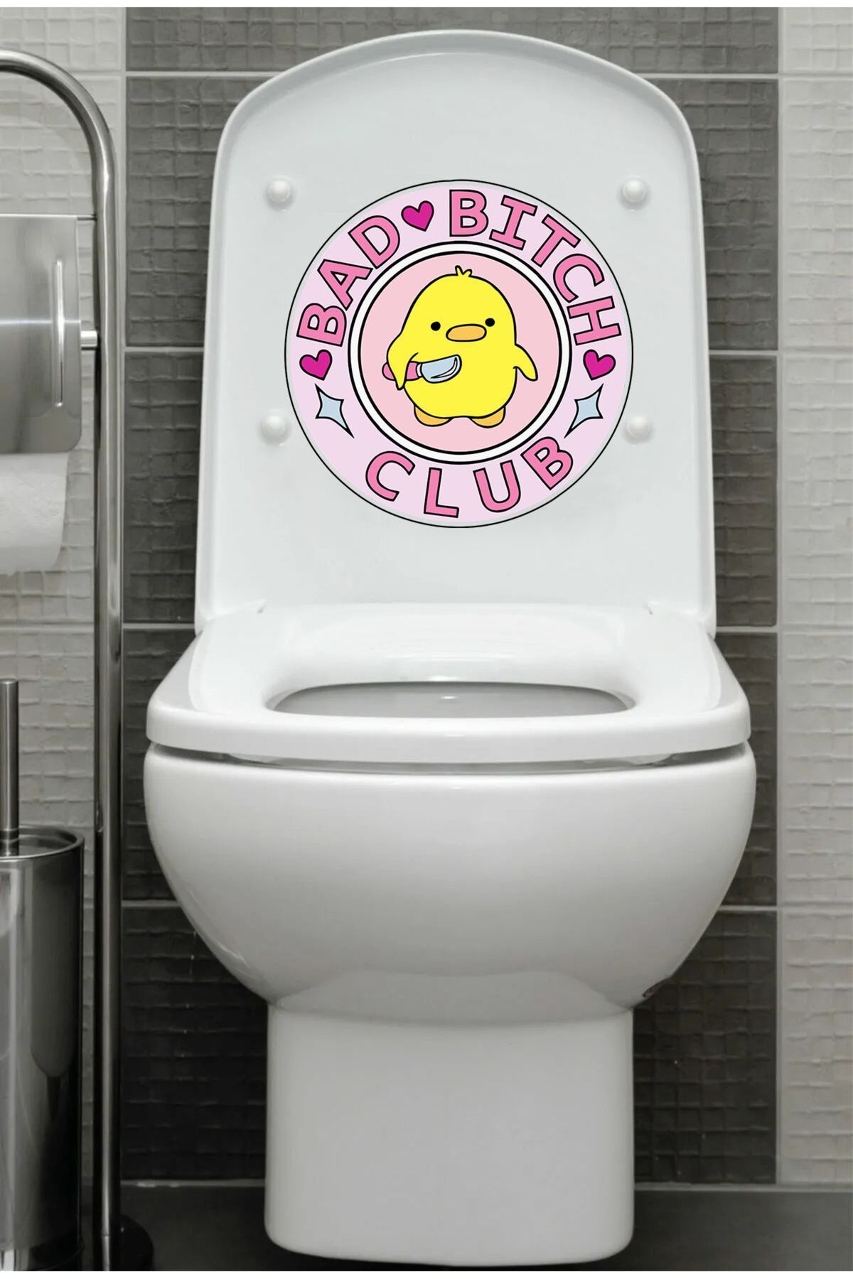 hediyenebak Belalı Civciv Bad Bitch Club | Klozet Kapağı Banyo Wc Sticker 23x27 cm
